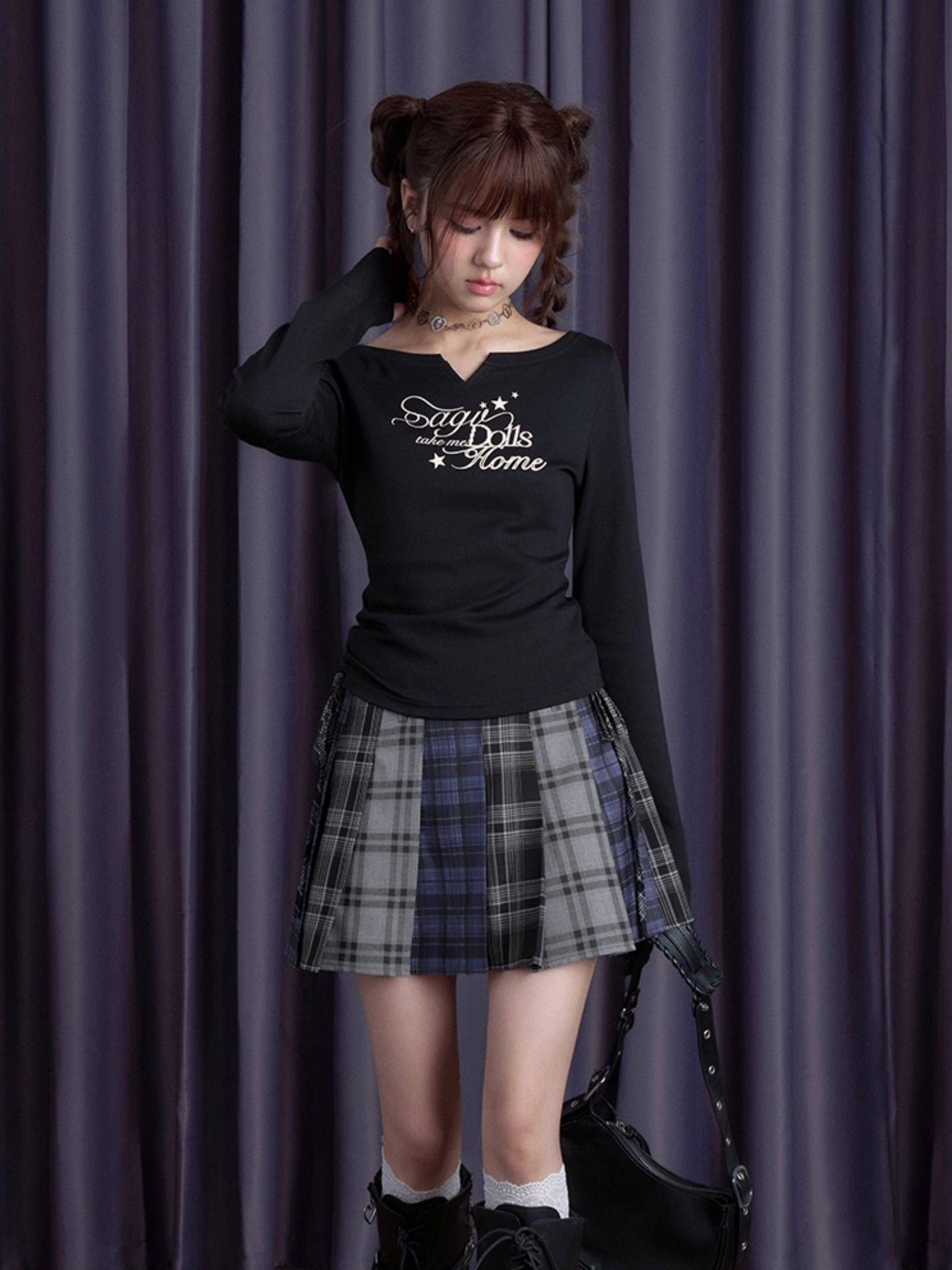 SagiDolls Dark Gothic Printed V-neck Slim Fit Women's Long Sleeve T-shirts