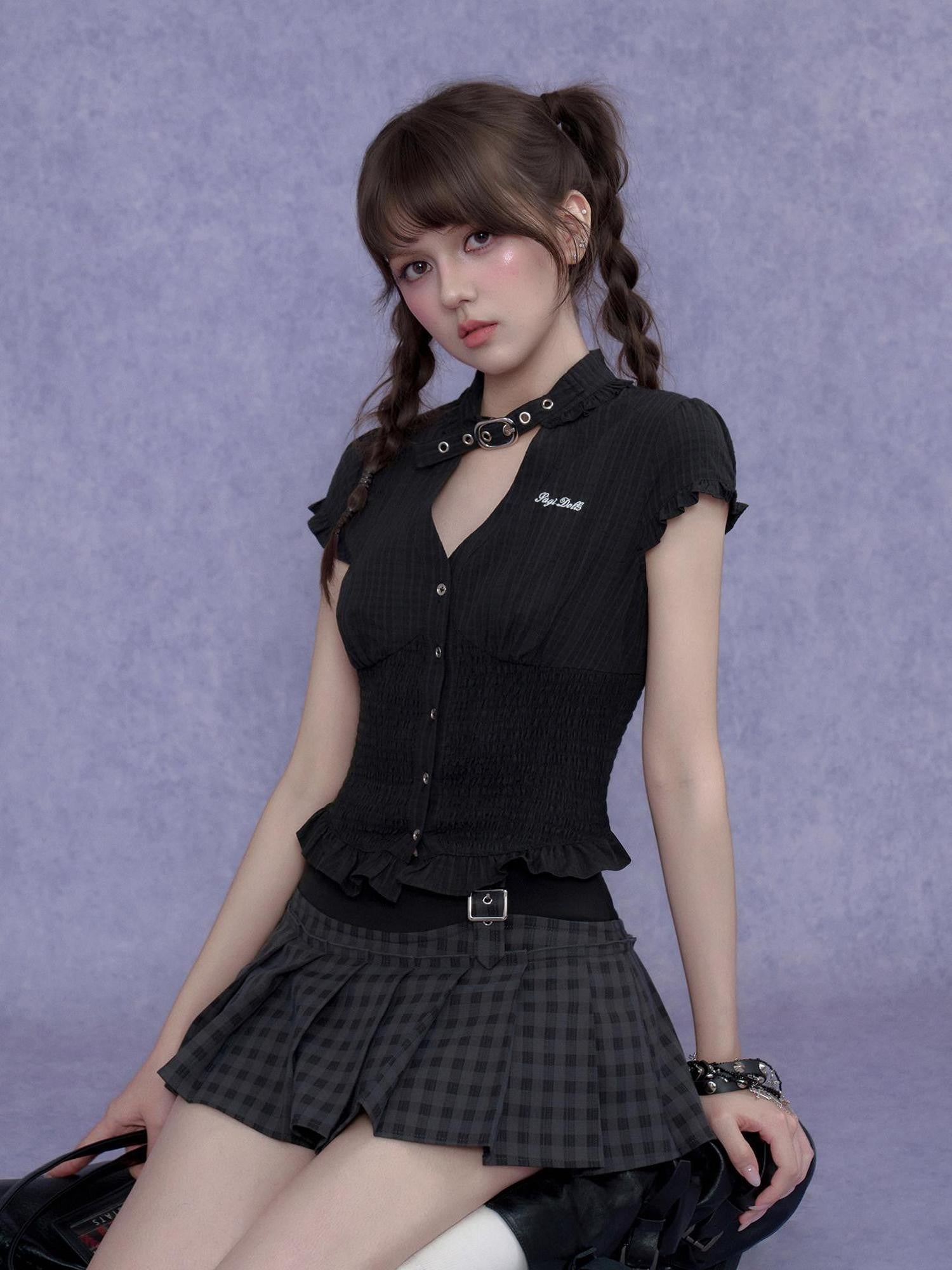 SagiDolls Dark Textured Ruffle V-neck Puff Sleeve Women's Polyester Chokers