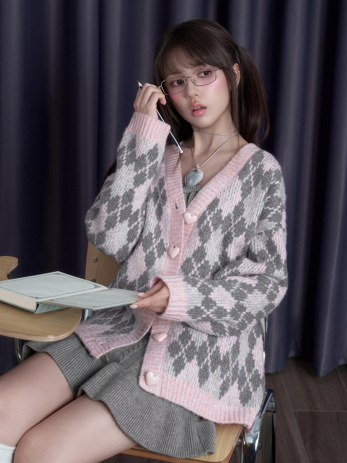 SagiDolls Pink Argyle Button Down Loose V-neck Long Sleeve Women's Cardigans