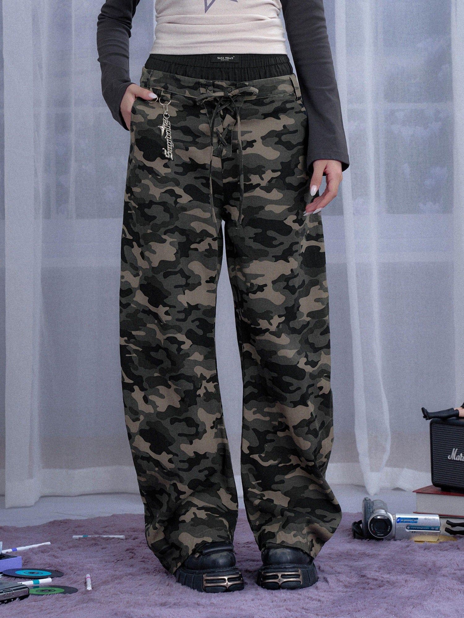 SagiDolls Washed Camo Patchwork Printed Drawstring Women's Cotton Barrel-leg Jeans