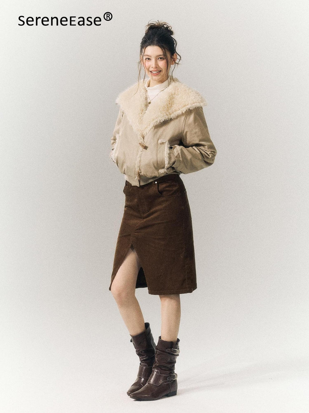 SereneEase Khaki Oversized Fur Collar Toggle Short Women's Cotton Puffer Jackets