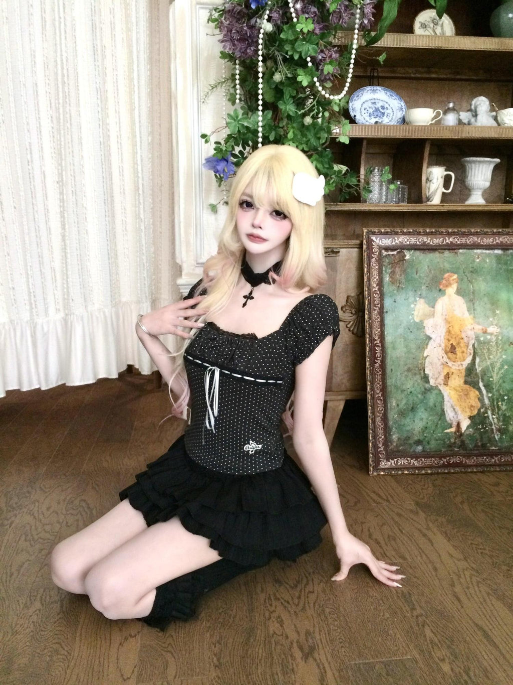 Sub Era Black Polka Dot Square Neck Puff Sleeve Lace Tie Women's Short Sleeve T-shirts
