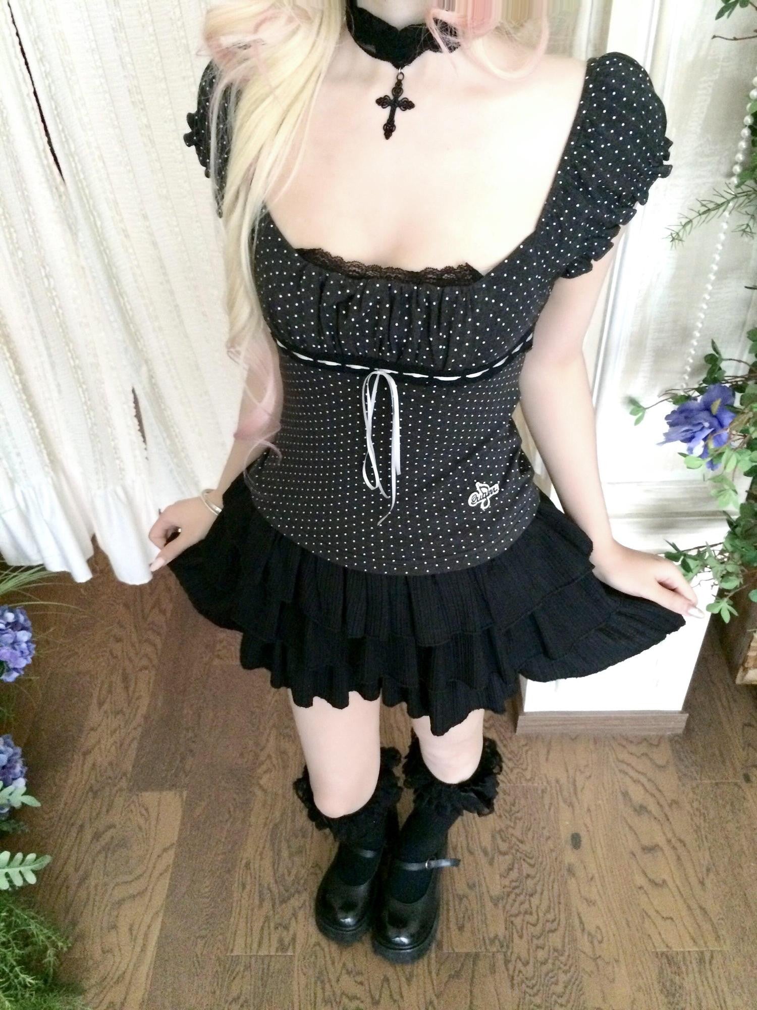 Sub Era Black Polka Dot Square Neck Puff Sleeve Lace Tie Women's Short Sleeve T-shirts