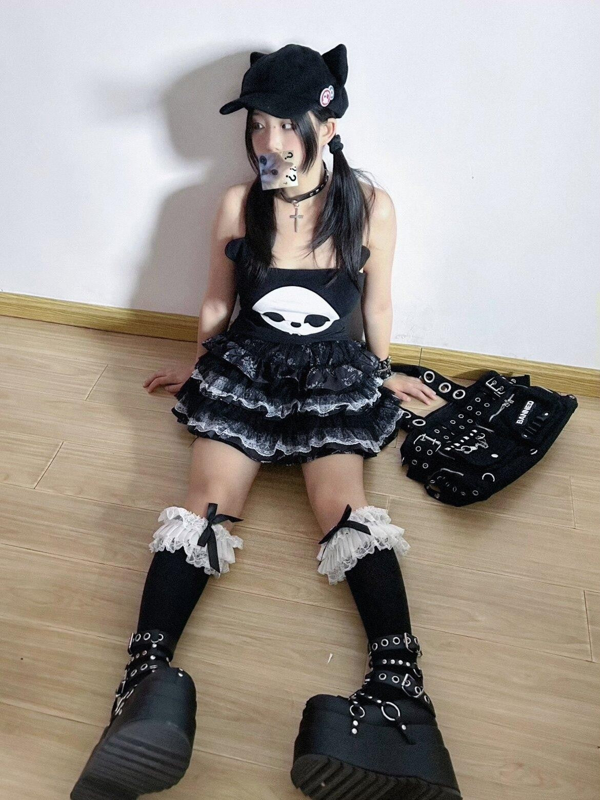 Sub Era Dark Harajuku Punk Lace Tiered Women's Polyester Mini Skirts