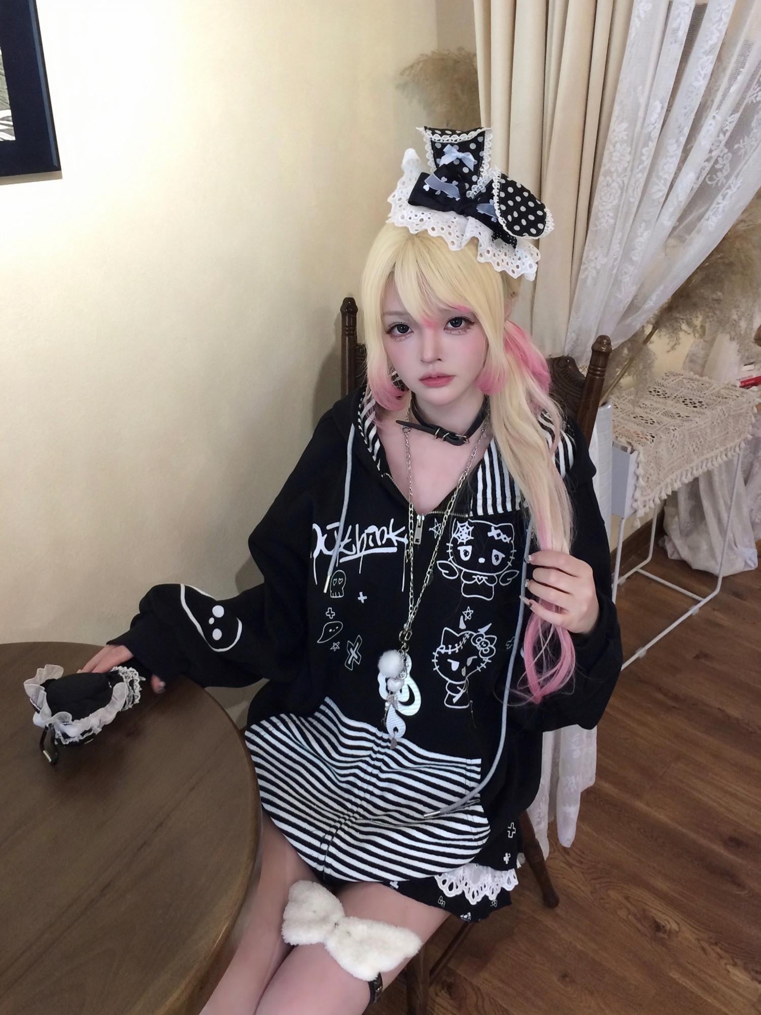 Sub Era Devil Ear Striped Anime Print Patchwork Women's Polyester Zip-up Hoodies