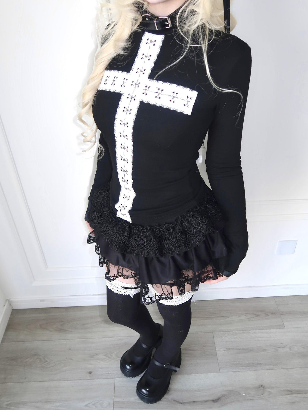 Sub Era Goth Lace Cross Slim Fit Women's Polyester Long Sleeve T-shirts
