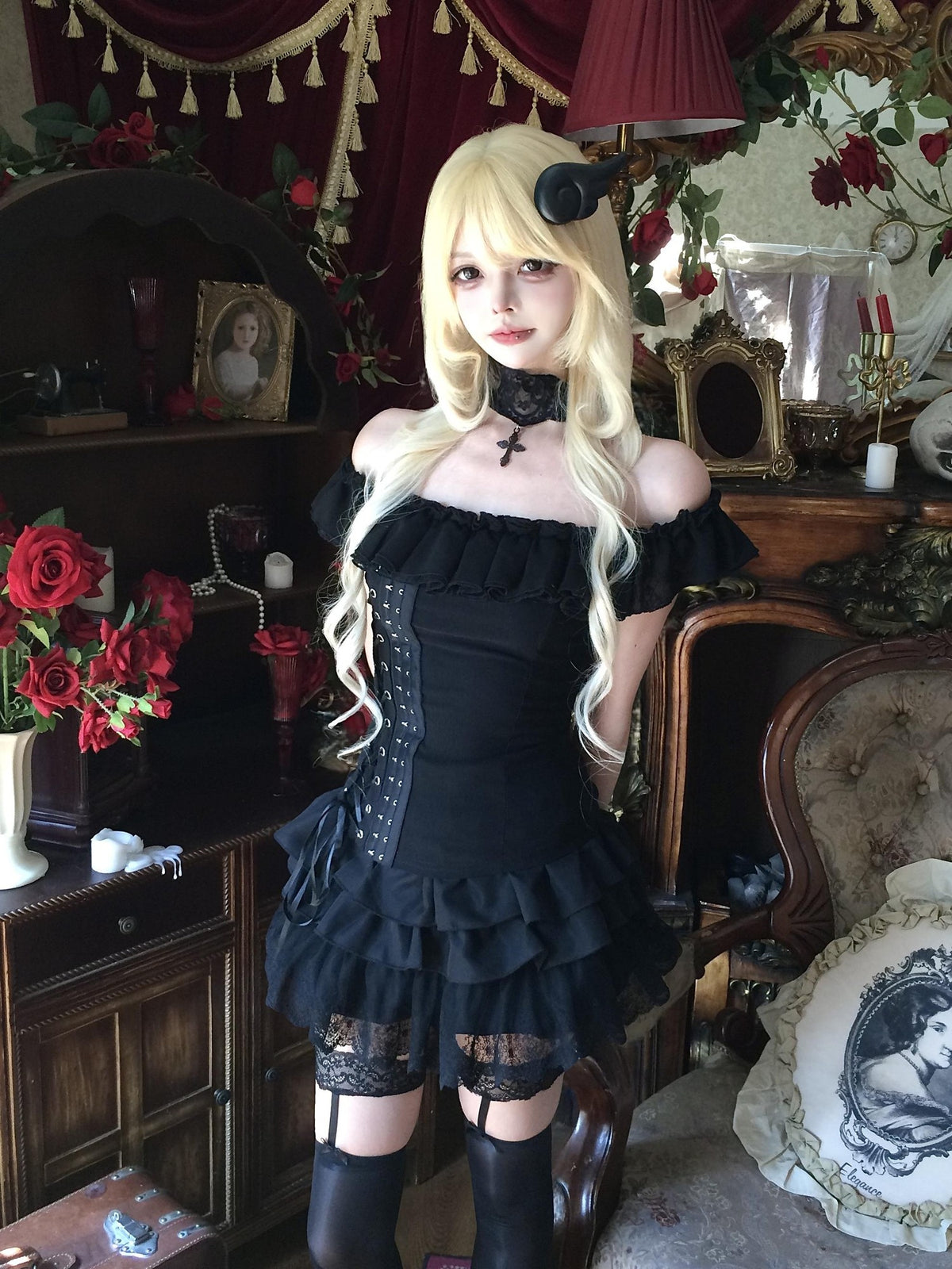 Sub Era Gothic Lace Square Neck Lace Up Open Back Women's Polyester Tank Tops