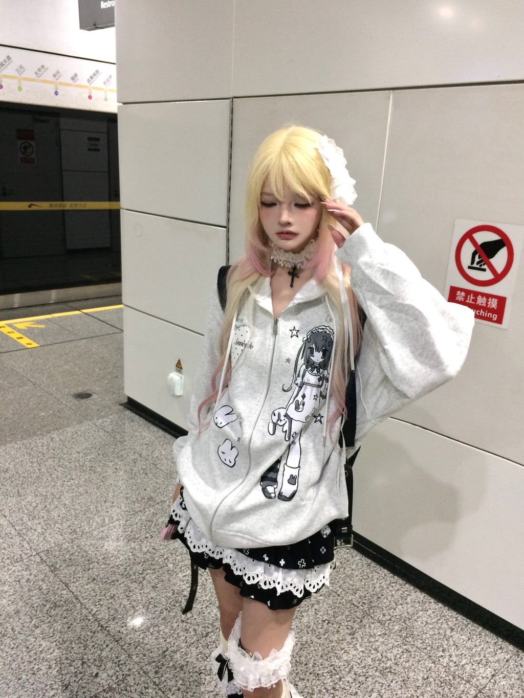 Sub_Era_Gray_Cute_Anime_Print_Oversized_Women's_Polyester_Zip-up_Hoodies_969641410599_MISSTT