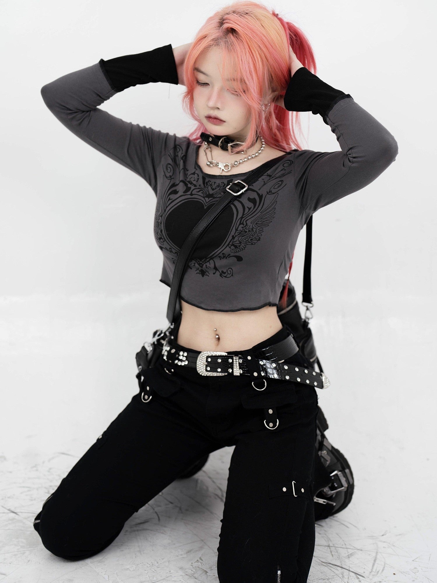 Sub Era Punk Zipper Low Rise Pocket Slimming Women's Polyester Slim Jeans