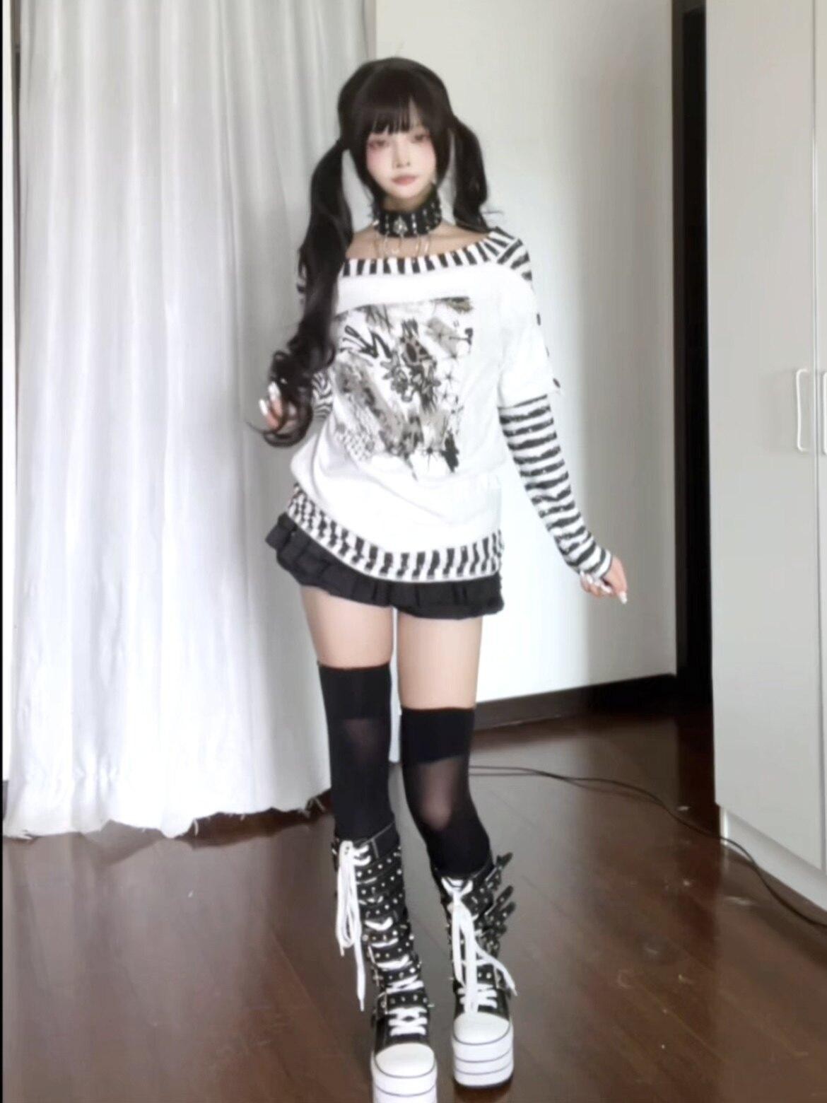 Sub Era Striped One Shoulder Spliced Faux Layered Women's Polyester Long Sleeve T-shirts