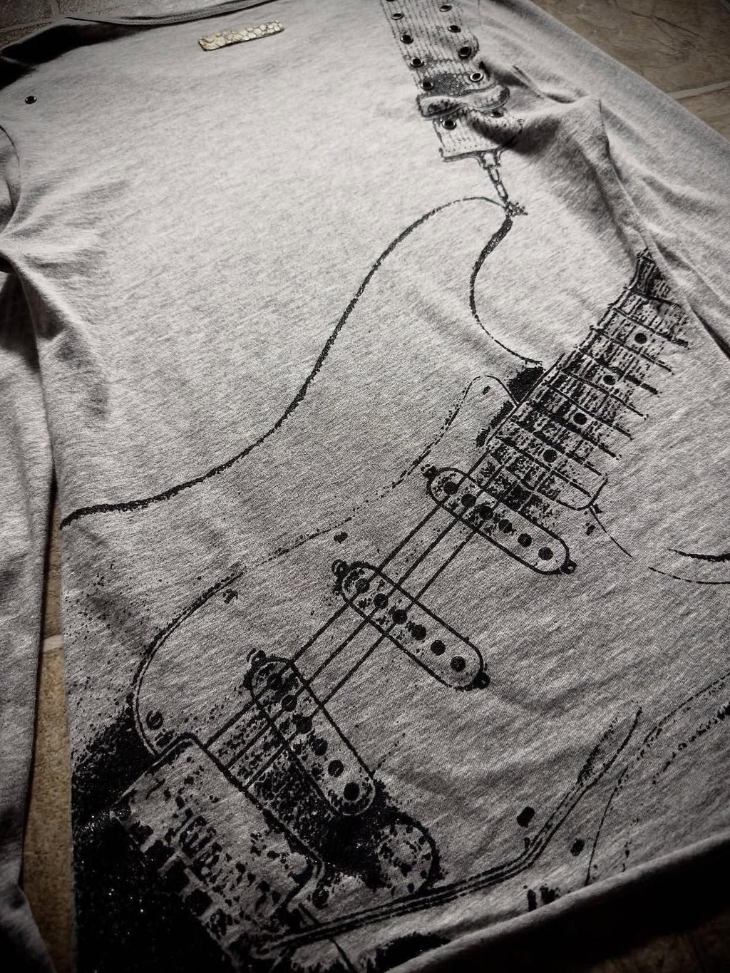 THE DAWN Breathable Punk Guitar Print Loose Crop Unisex Black Gray Long Sleeve T-Shirts