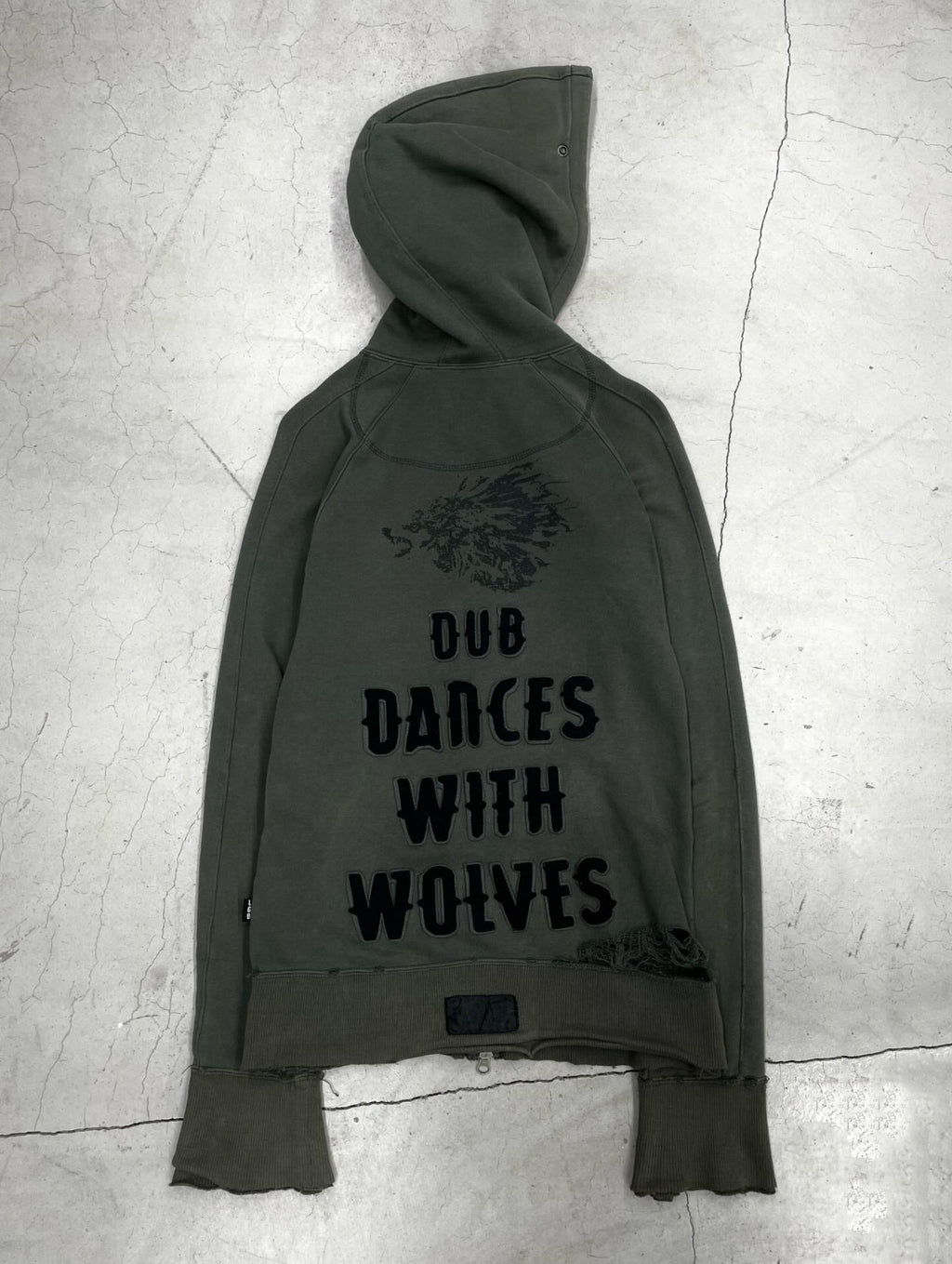 THE_DAWN_Dancing_With_Wolves_Embroidered_Letter_Ripped_Women's_Pullover_Hoodies_1070623951386_MISSTT