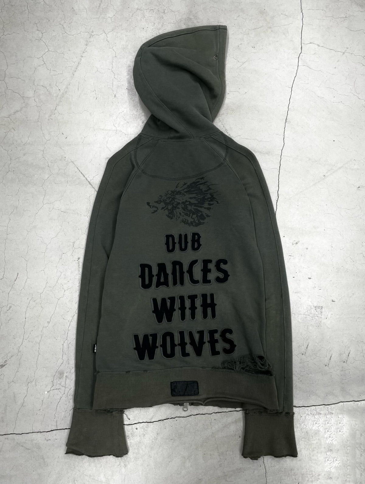 THE_DAWN_Dancing_With_Wolves_Embroidered_Letter_Ripped_Women's_Pullover_Hoodies_1070623951386_MISSTT