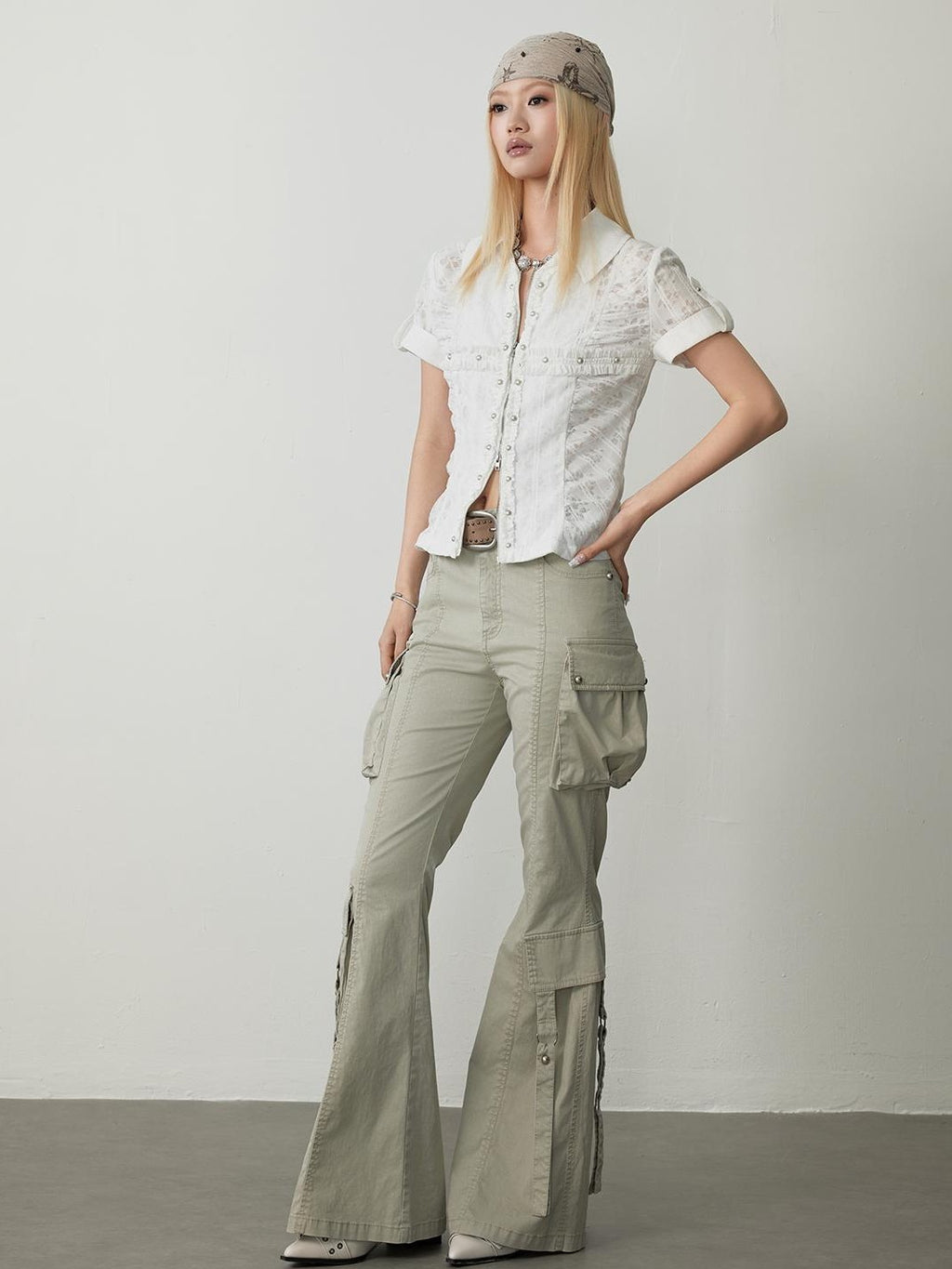 TOOOLAZY Apricot Pocket Button Natural Waist Women's Stretch Cotton Flare Pants