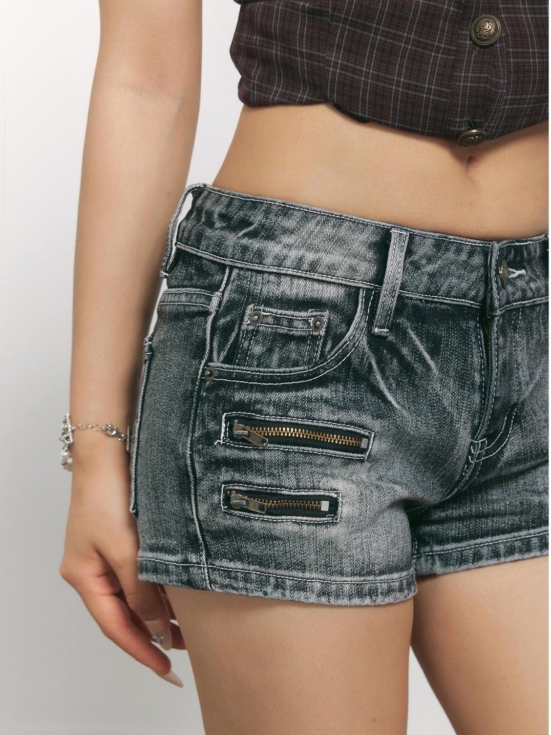 TOOOLAZY Ash Gray Vintage Washed Zipper Slim Women's Cotton Blend Denim Shorts