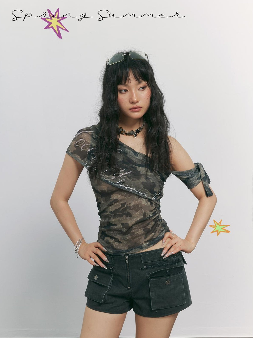 TOOOLAZY Camo Splice Slanted Tie Shoulder Women's Polyester Off-shoulder T-shirts