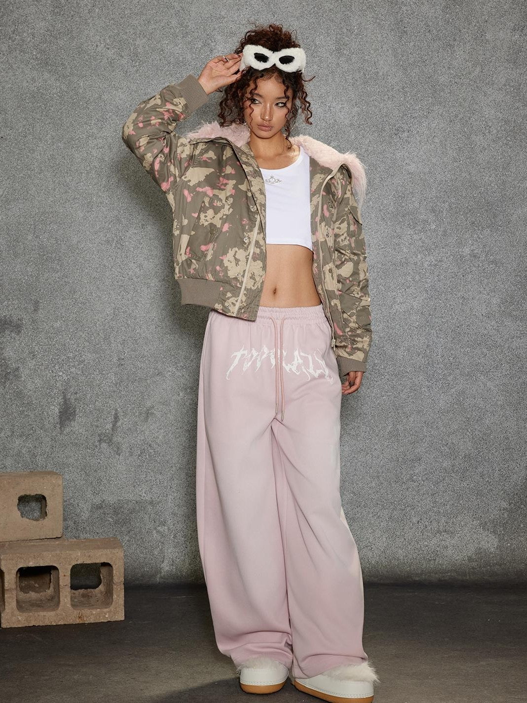TOOOLAZY Camouflage Hooded Large Fur Collar Cropped Women's Cotton Puffer Jackets