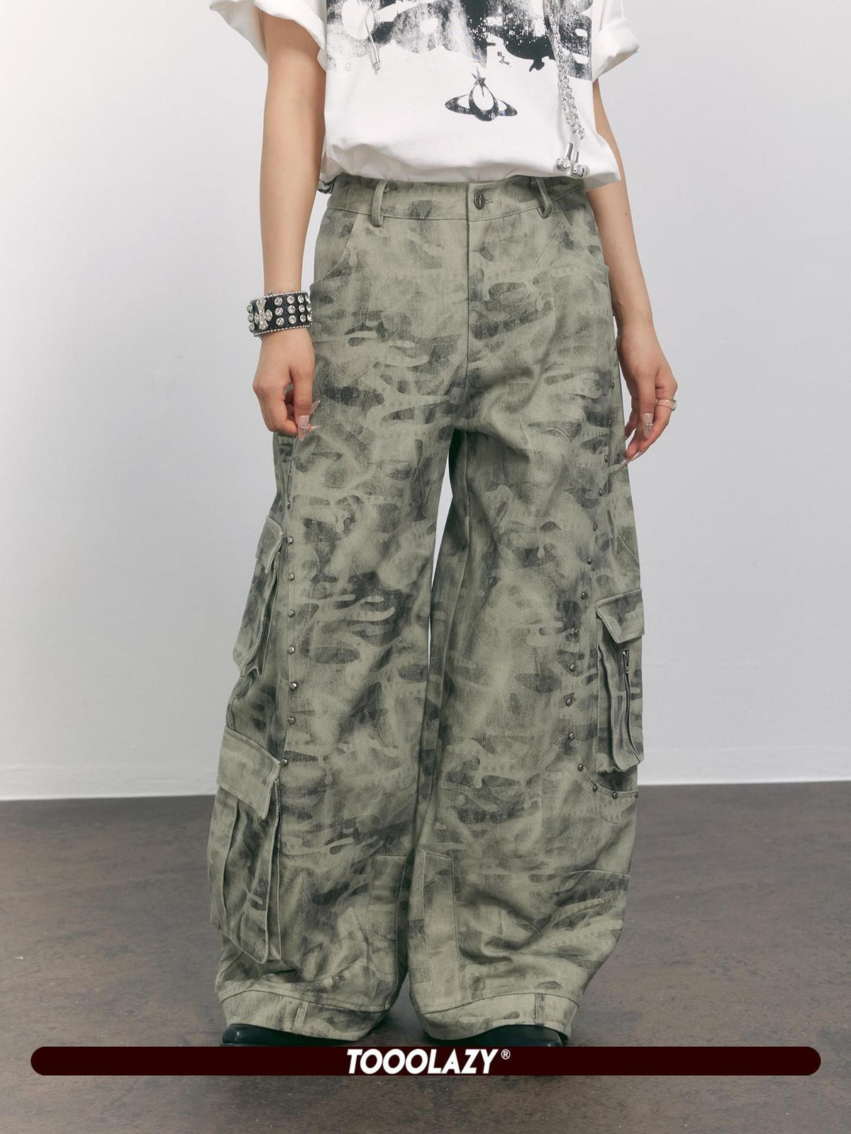 TOOOLAZY Camouflage Knife Cut Multi Pocket Women's Cotton Cargo Pants