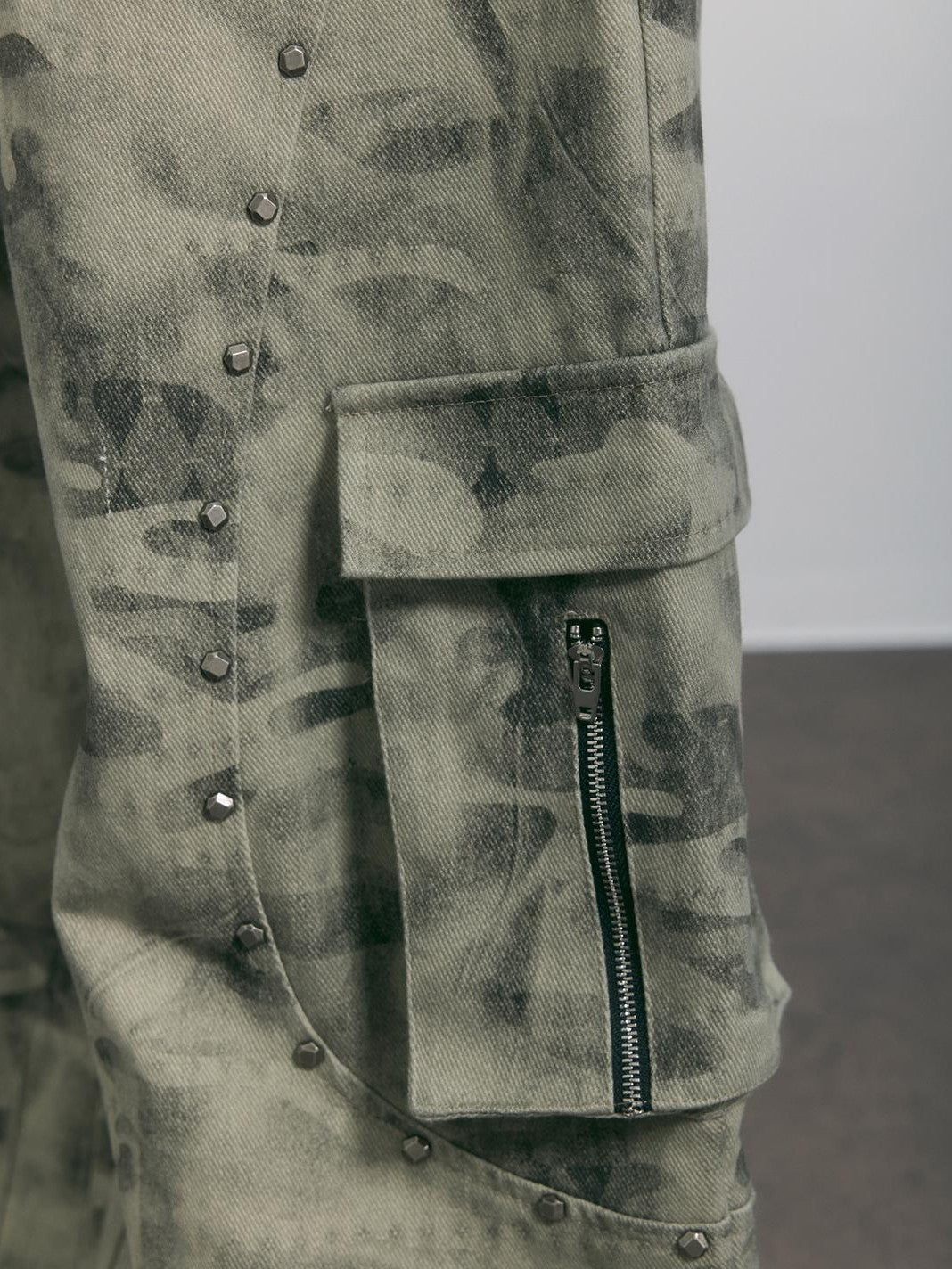 TOOOLAZY Camouflage Knife Cut Multi Pocket Women's Cotton Cargo Pants