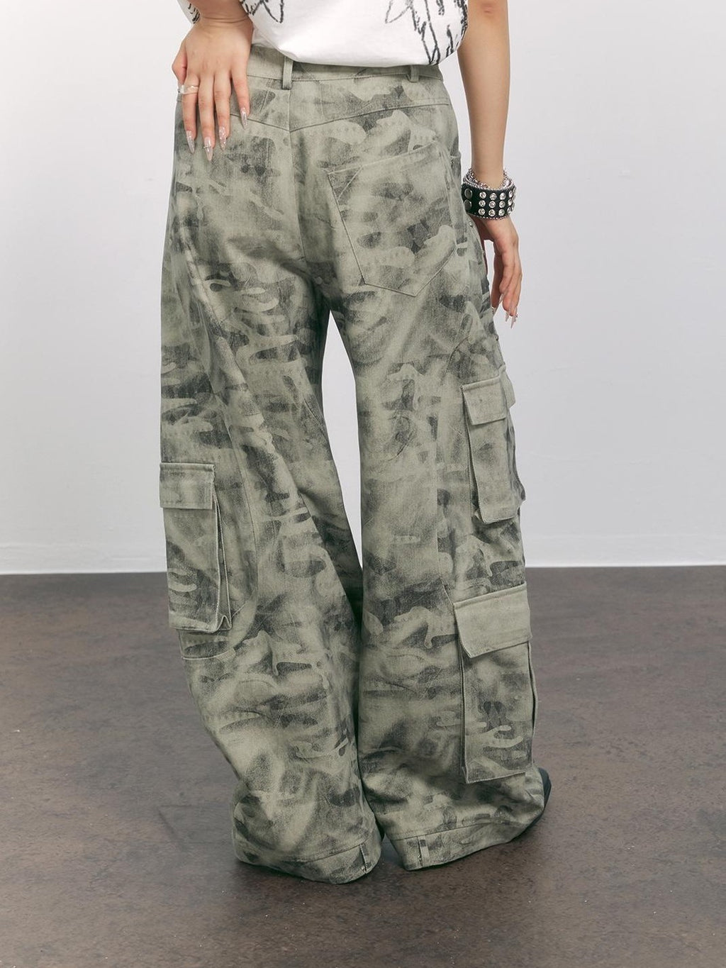 TOOOLAZY Camouflage Knife Cut Multi Pocket Women's Cotton Cargo Pants