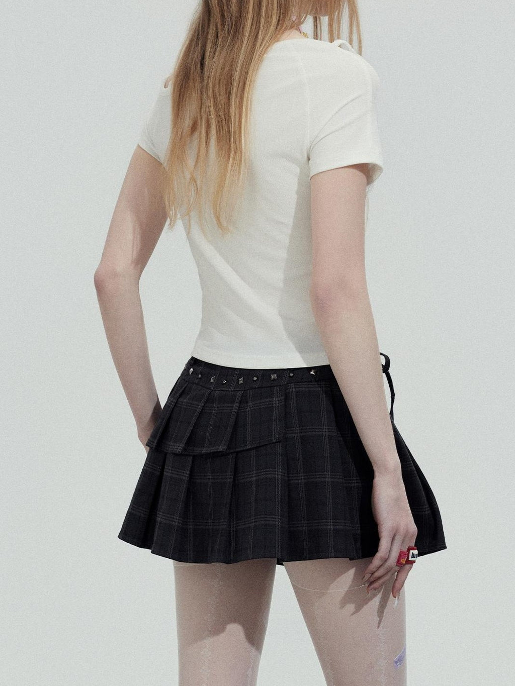 TOOOLAZY Dark Plaid Slim Fit Schoolgirl Women's Polyester Spandex Pleated Skirts