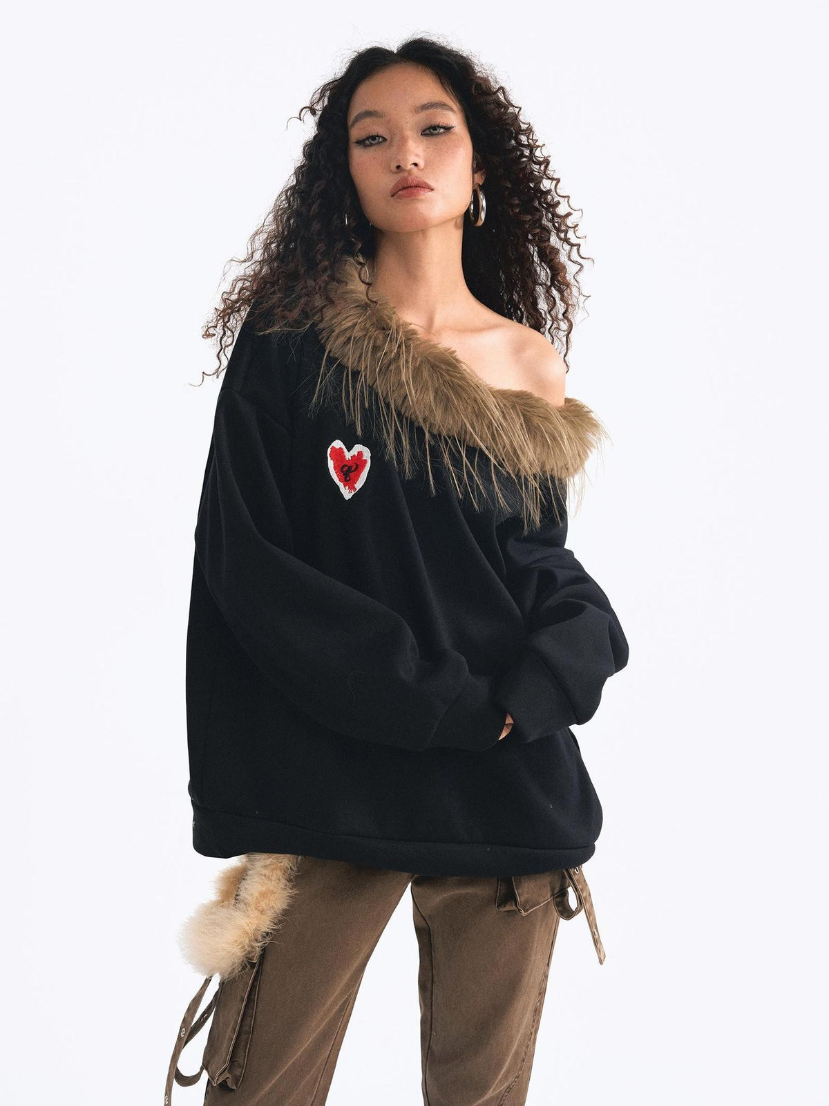TOOOLAZY Faux Fur Collar Asymmetric One Shoulder Women's American Pullover Sweatshirts