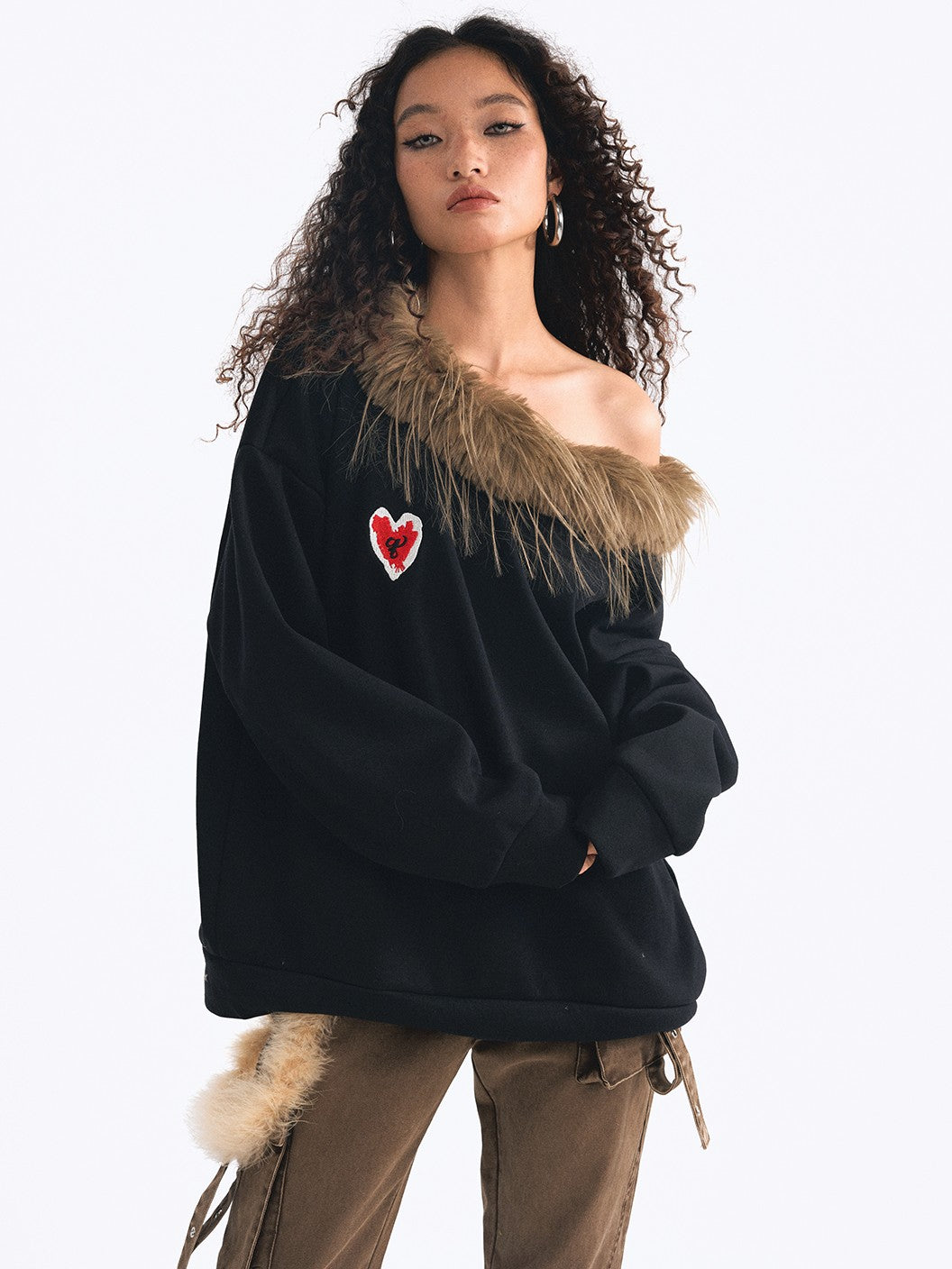 TOOOLAZY Faux Fur Collar Asymmetric One Shoulder Women's American Pullover Sweatshirts