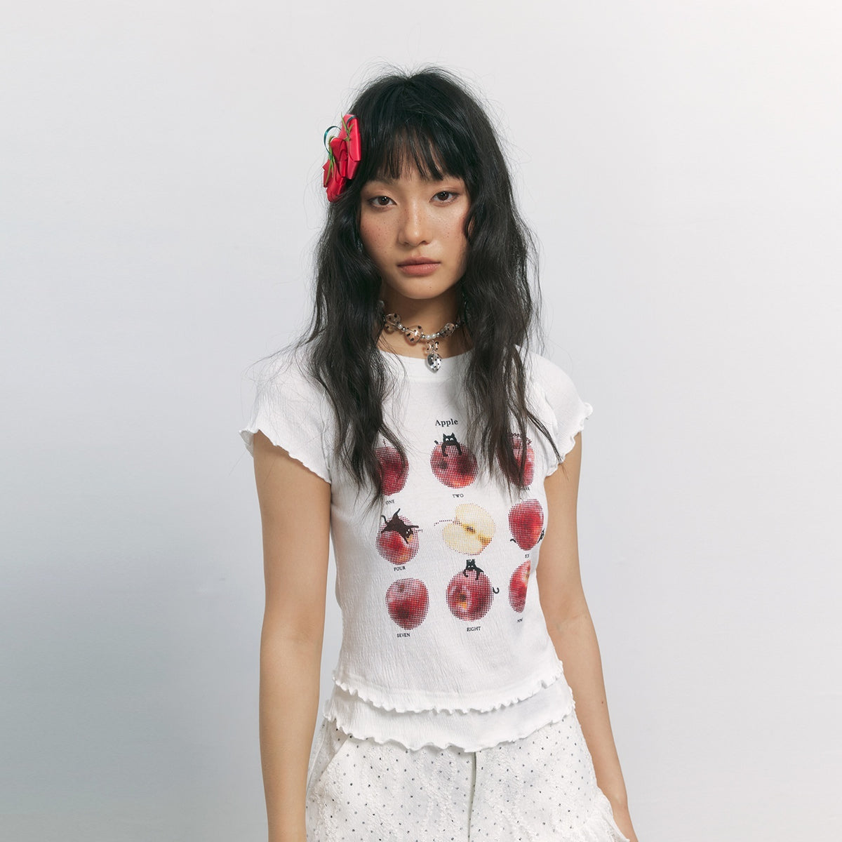 TOOOLAZY_French_Vintage_White_Apple_Print_Lettuce_Hem_Women's_Cotton_Blend_Slim_T-shirts_1058634036590_MISSTT