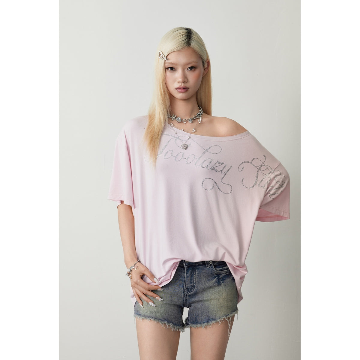TOOOLAZY_Gray_Pink_Asymmetric_Shoulder_Letter_Print_Women's_Viscose_Oversized_T-shirts_1039548251519_MISSTT