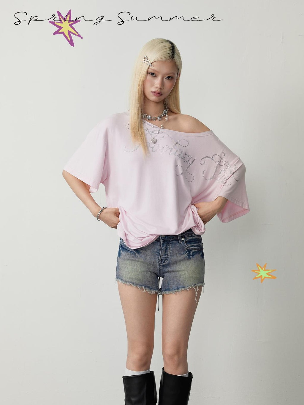 TOOOLAZY Gray Pink Asymmetric Shoulder Letter Print Women's Viscose Oversized T-shirts