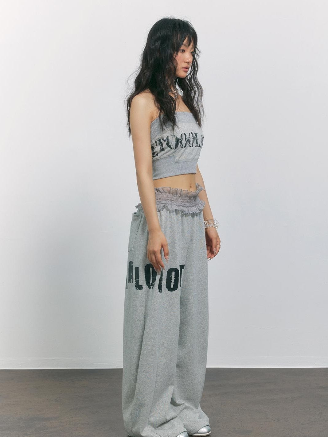 TOOOLAZY Grey Letter Print Sporty Slim Fit Cropped Street Women's Tube Tops