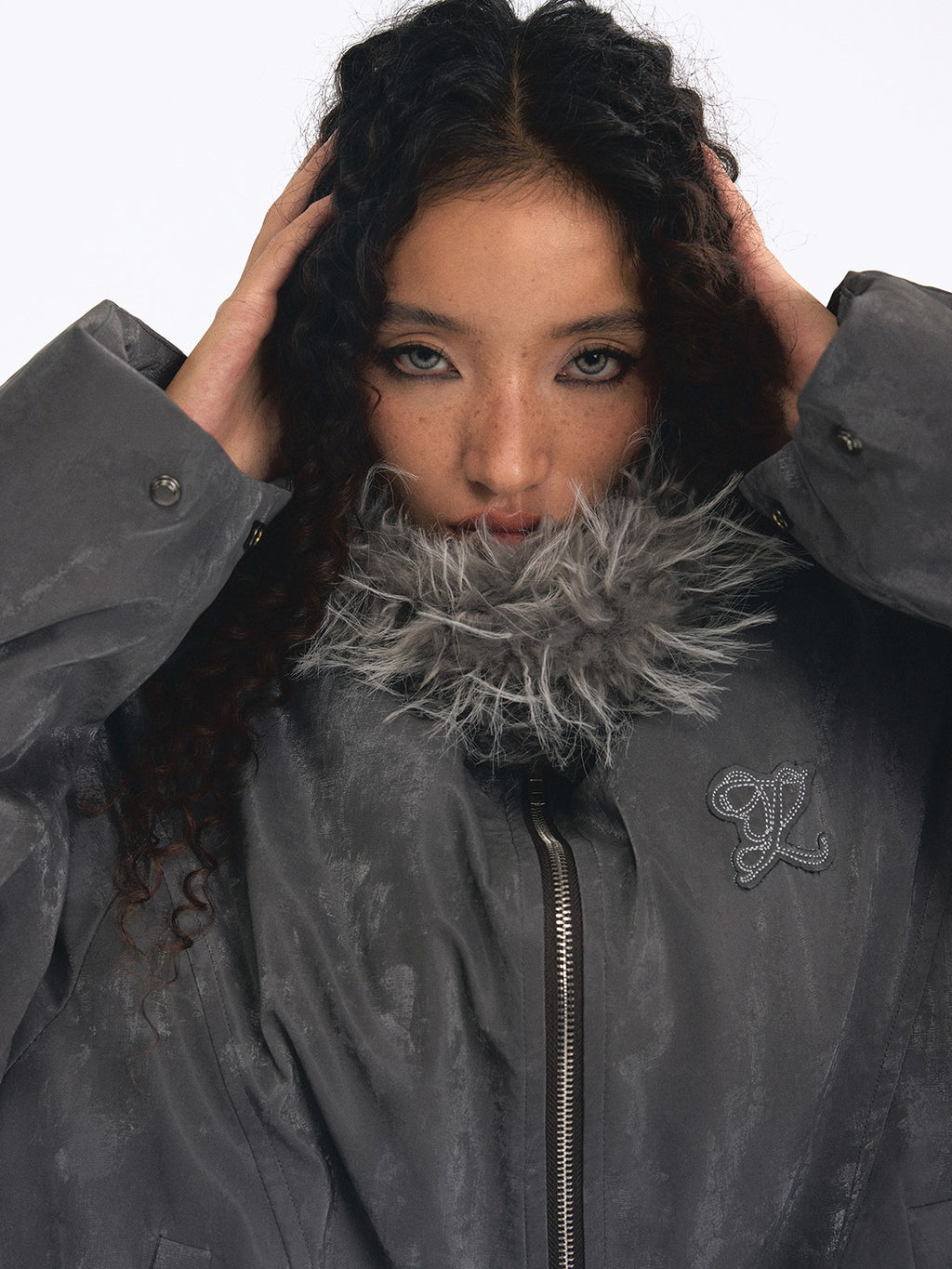 TOOOLAZY Large Fur Collar Retro Distressed Hooded Women's Puffer Jackets