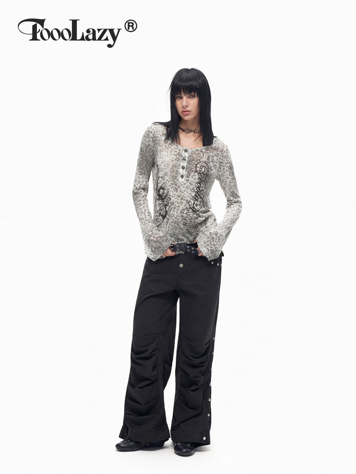 TOOOLAZY Leopard Letter Print Button Slim Fit Women's Long Sleeve T-shirts