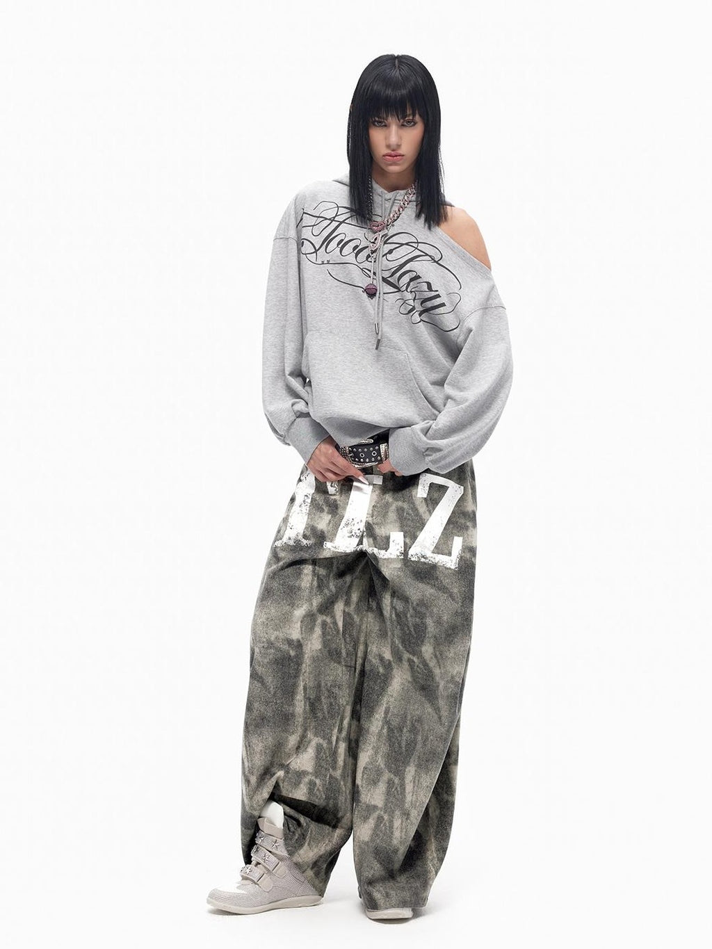 TOOOLAZY Retro Printed Asymmetric Neck Off Shoulder Loose Women's Cotton Lined Hoodies