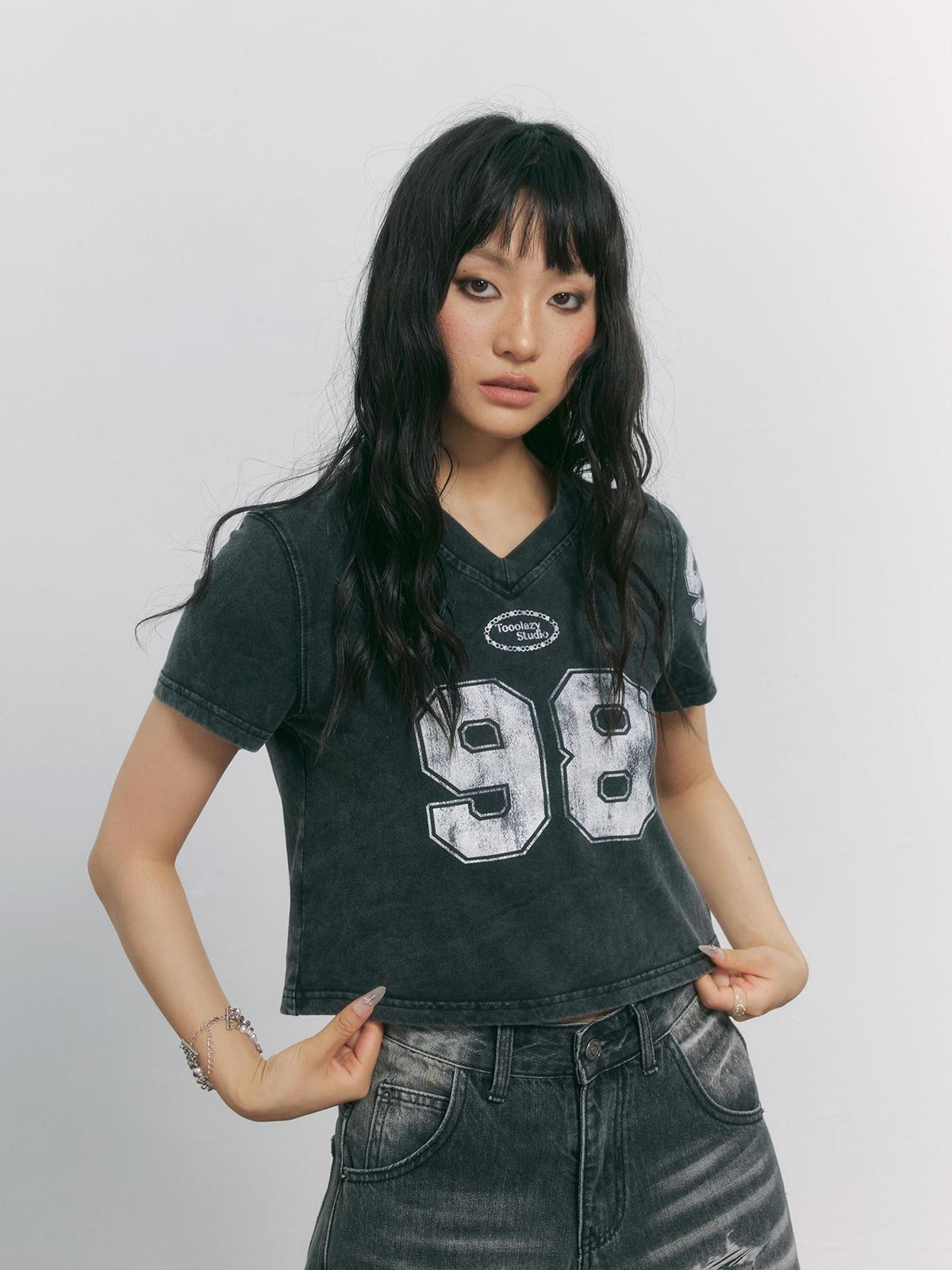 TOOOLAZY Vintage Distressed Number Print V-neck Short Sleeve Women's Cotton Crop Tops