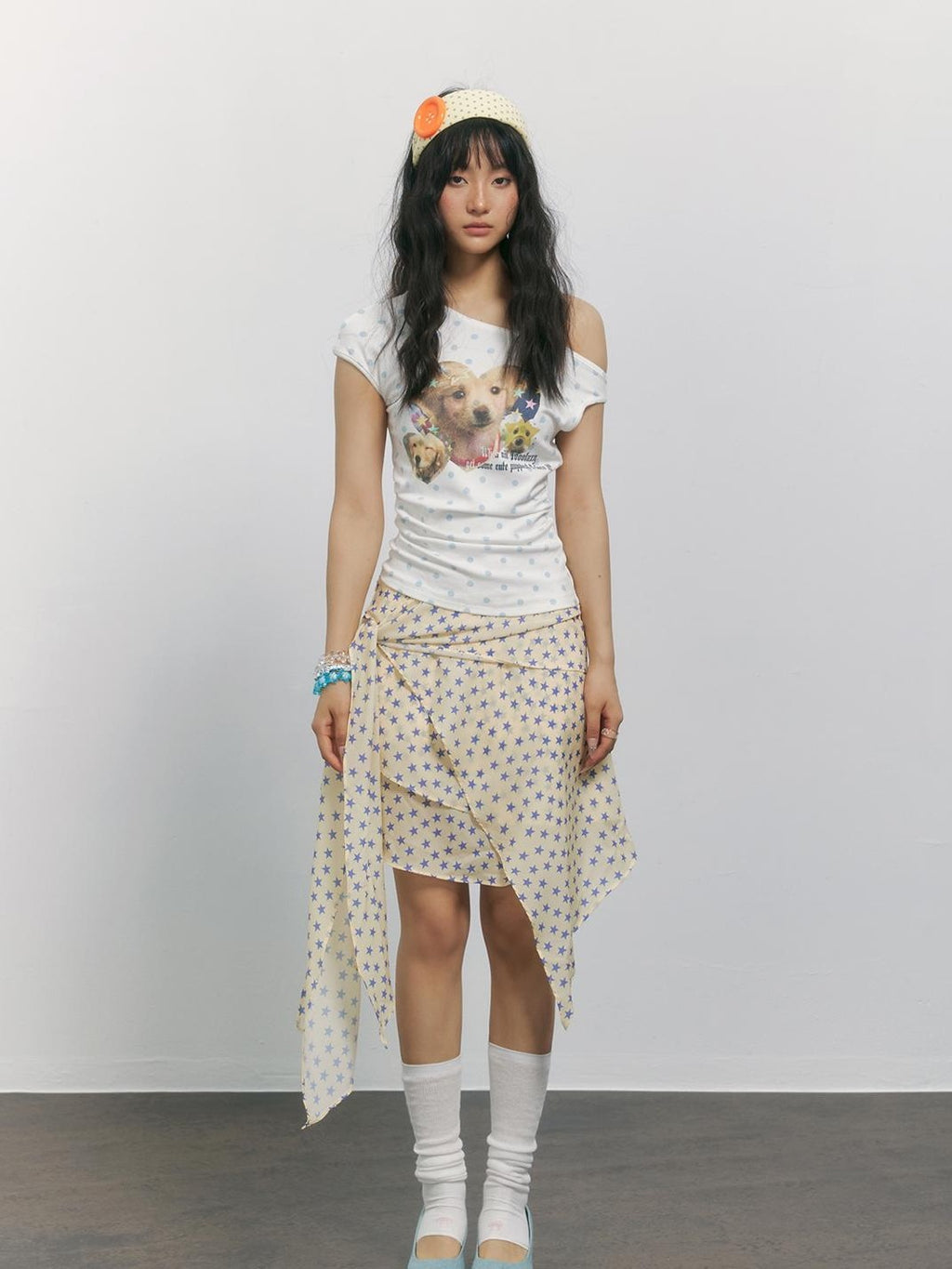 TOOOLAZY Vintage Polka Dot Dog Print Slanted Neck Women's Viscose Off-shoulder T-shirts