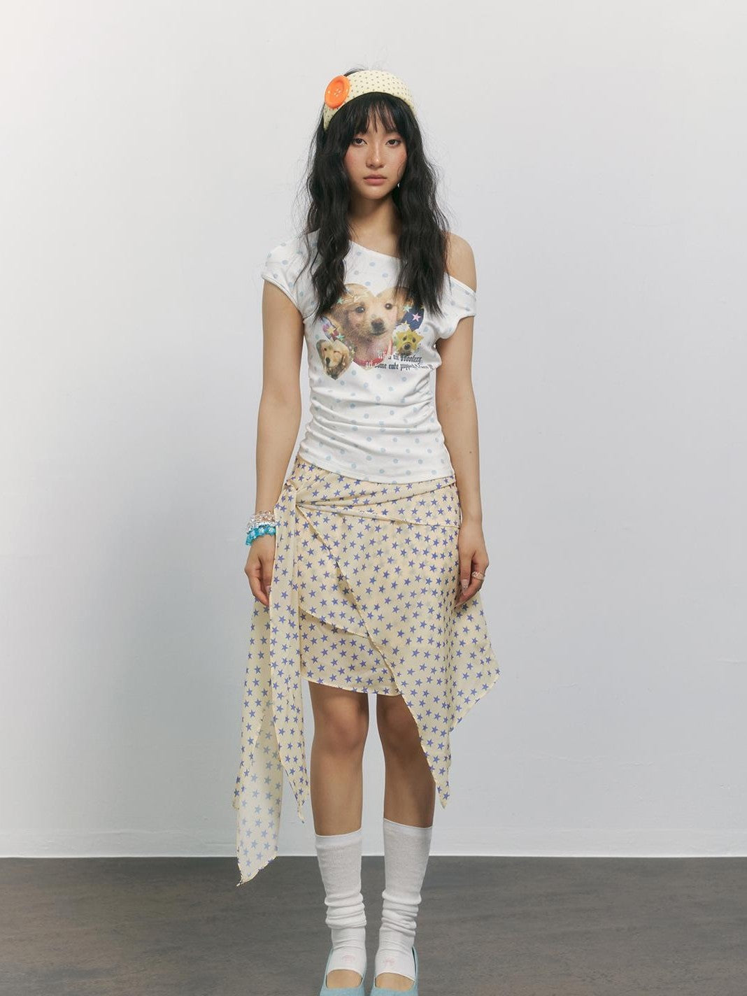 TOOOLAZY Vintage Polka Dot Dog Print Slanted Neck Women's Viscose Off-shoulder T-shirts
