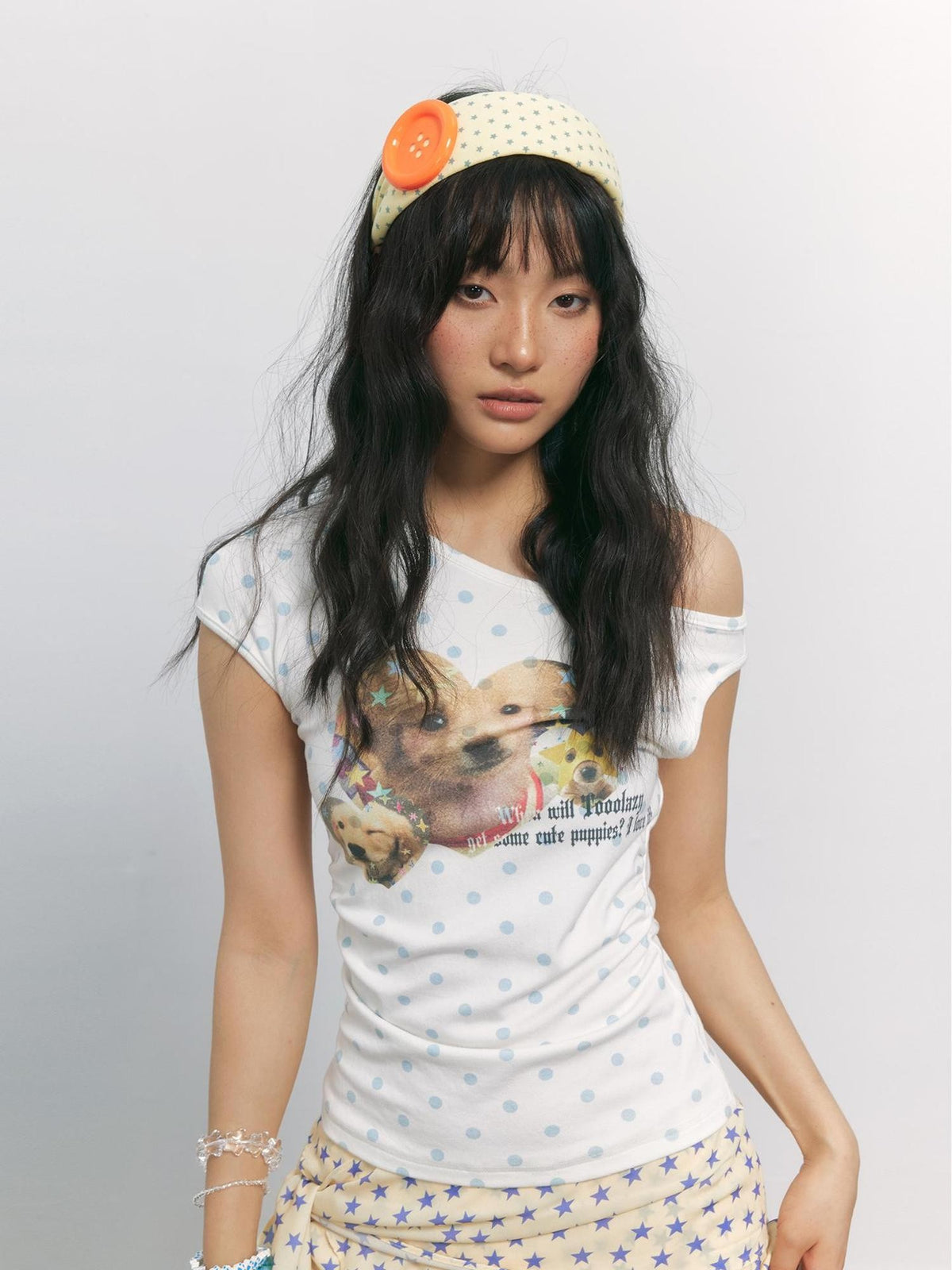 TOOOLAZY Vintage Polka Dot Dog Print Slanted Neck Women's Viscose Off-shoulder T-shirts