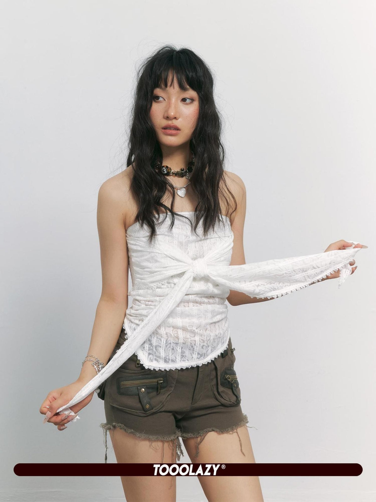 TOOOLAZY White Lace Tie Detail Slim Fit Cropped Solid Women's Bandeau Tops
