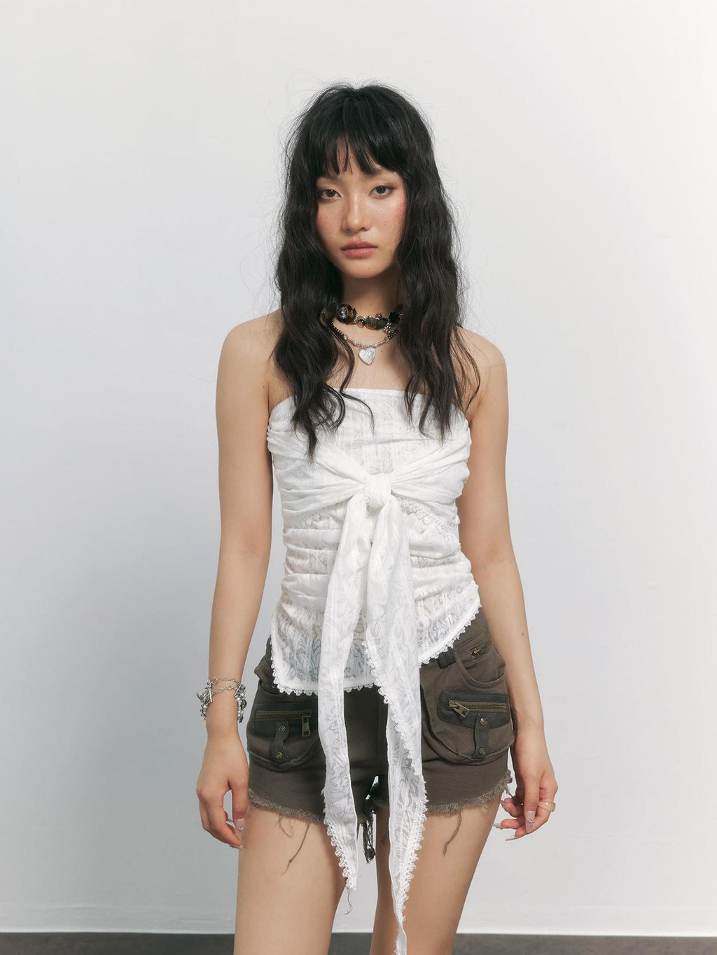 TOOOLAZY White Lace Tie Detail Slim Fit Cropped Solid Women's Bandeau Tops