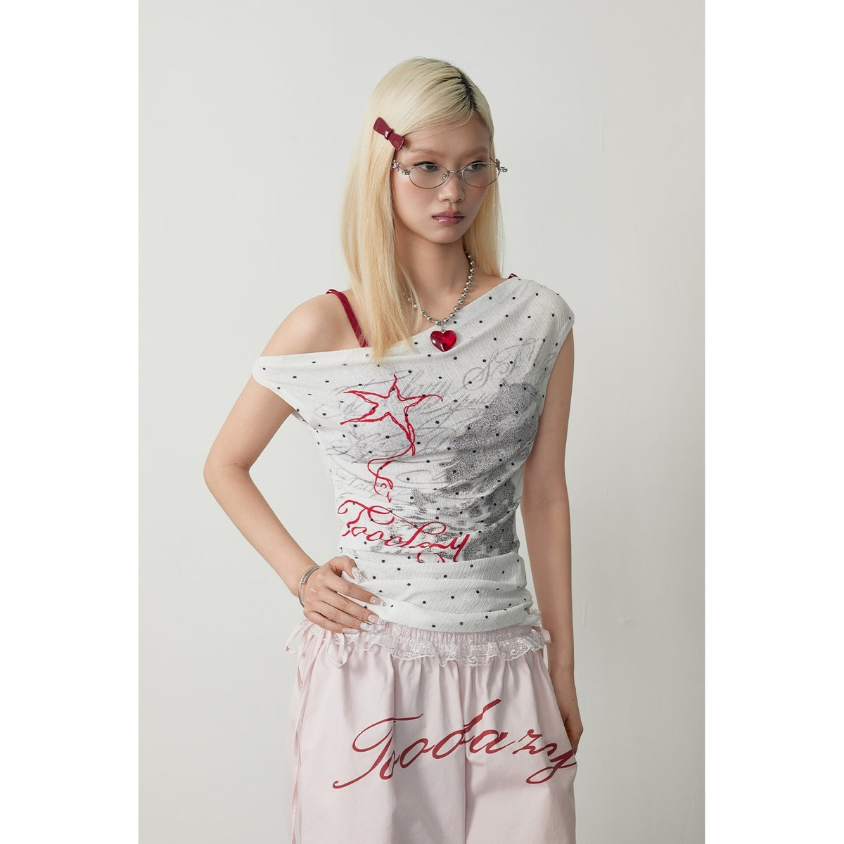 TOOOLAZY_White_Polka_Dot_Asymmetric_Neckline_Women's_Polyester_Off-shoulder_T-shirts_1039477679473_MISSTT