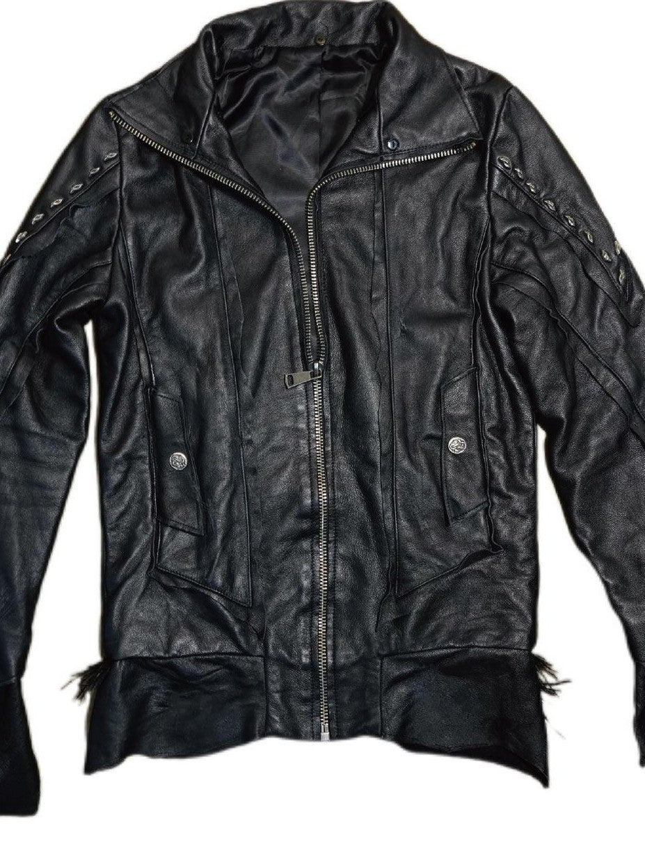 The space between Us Detachable Fur Collar Heavily Riveted Asymmetrical Cut Women's Leather Jackets