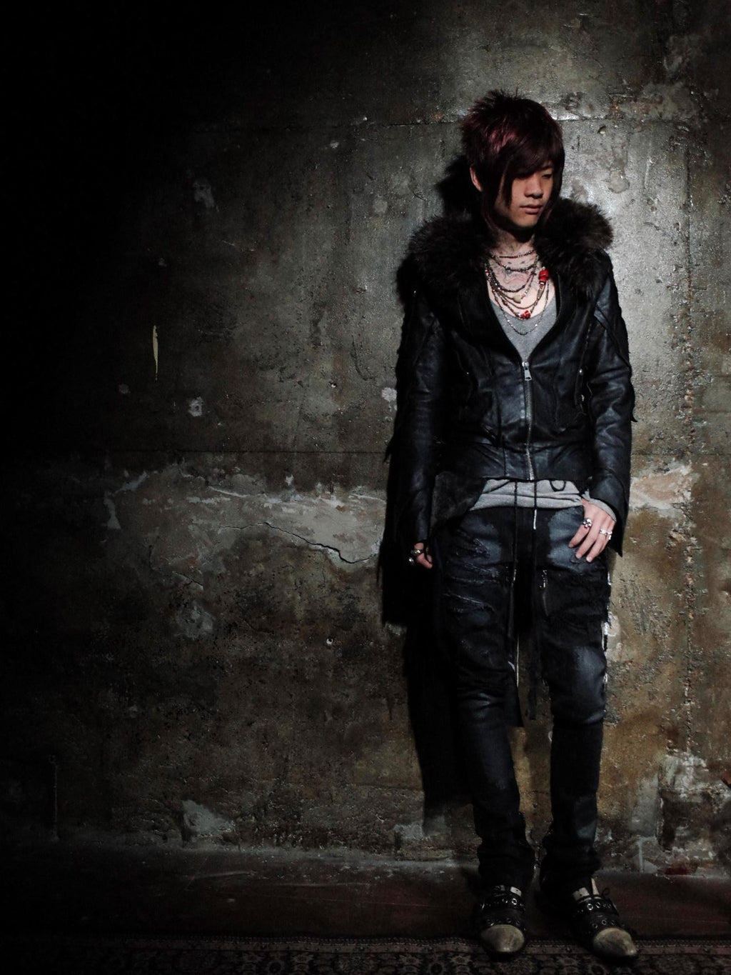 The space between Us Detachable Fur Collar Heavily Riveted Asymmetrical Cut Women's Leather Jackets