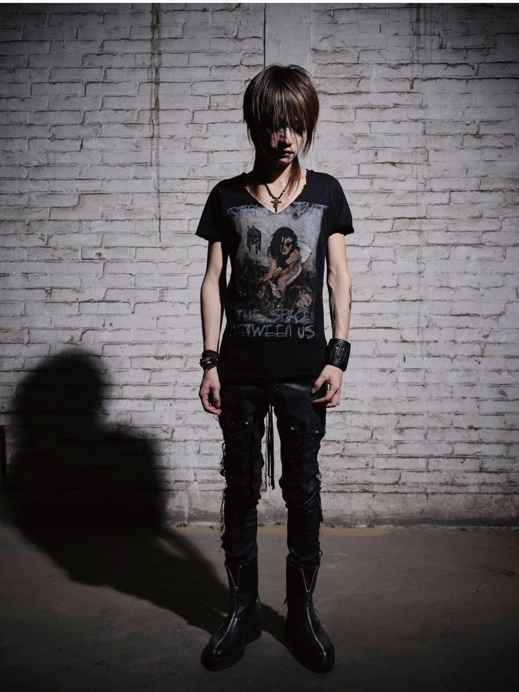 The space between Us Rock Portrait Print Slim V-neck Women's Cotton Short Sleeve T-shirts