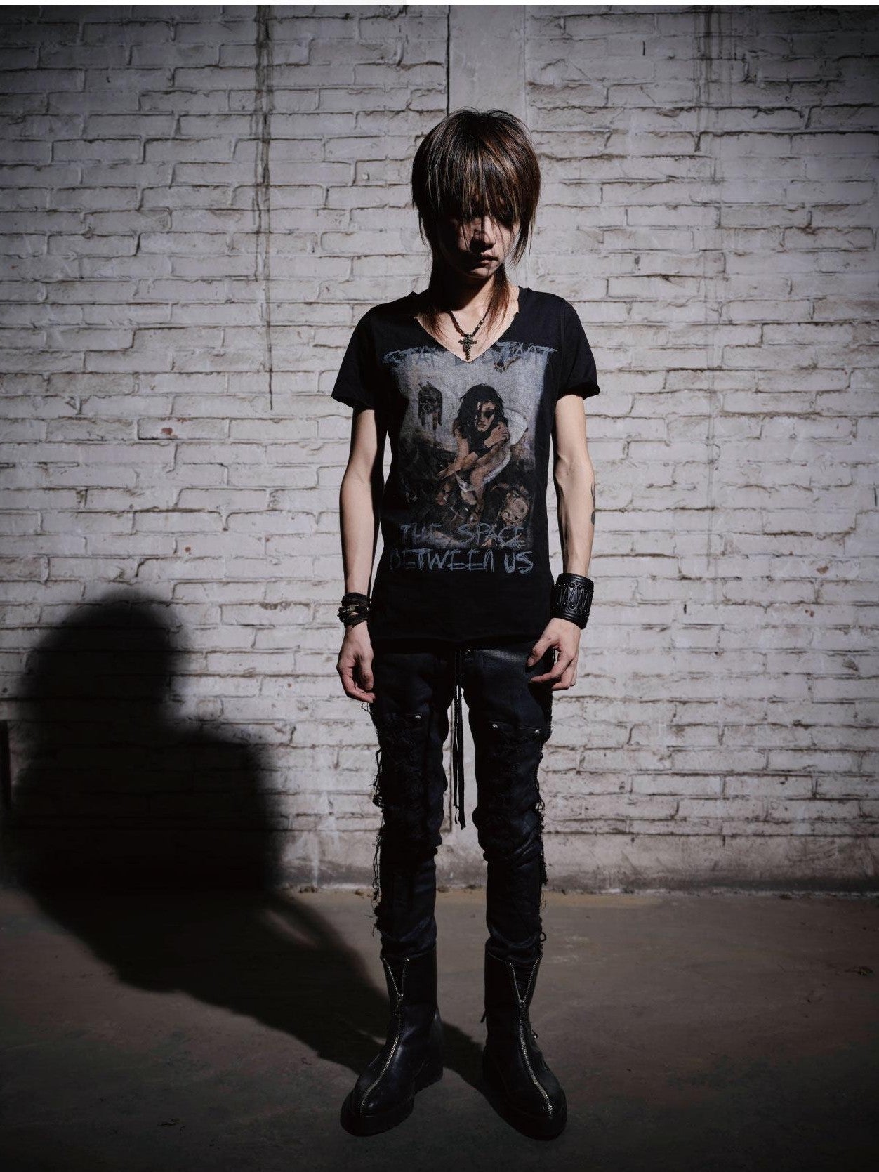 The space between Us Rock Portrait Print Slim V-neck Women's Cotton Short Sleeve T-shirts