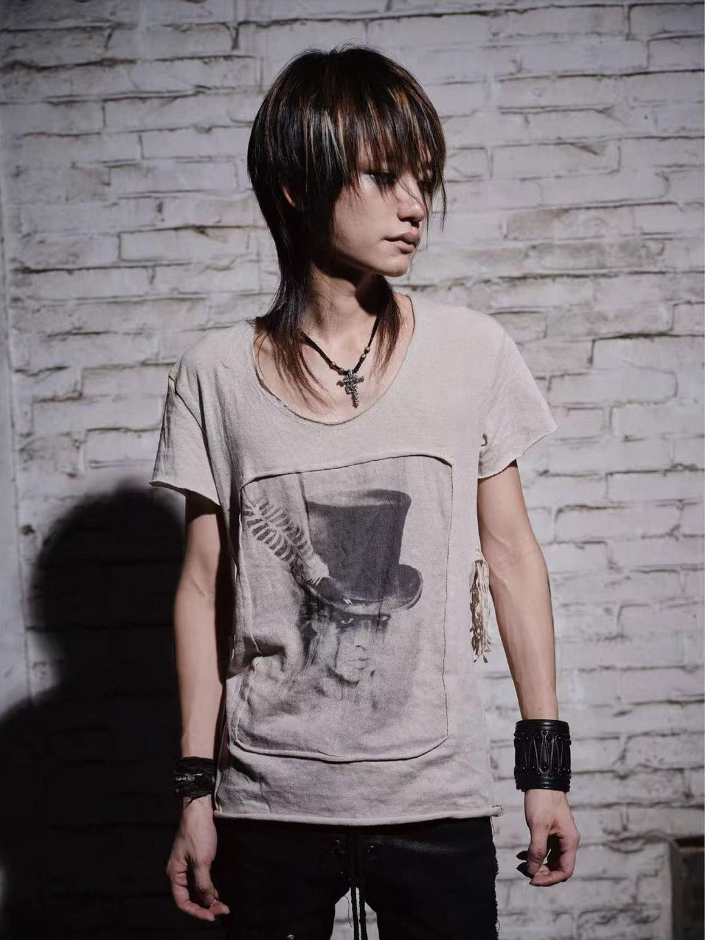 The space between Us Visual Kei Dark Distressed Fringe Slim Fit Women's Short Sleeve T-shirts