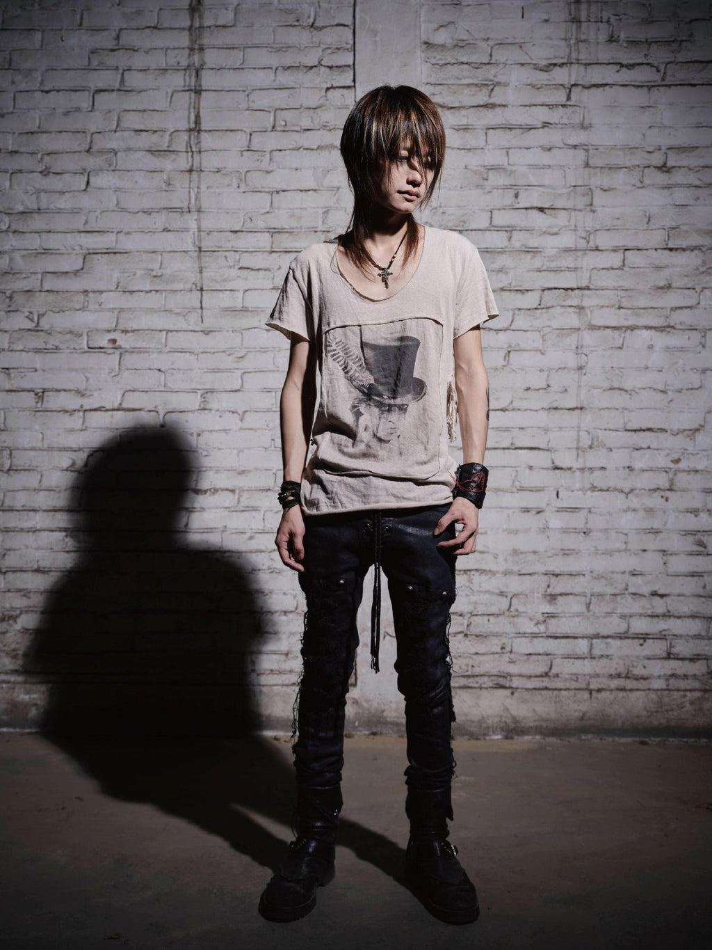 The space between Us Visual Kei Dark Distressed Fringe Slim Fit Women's Short Sleeve T-shirts