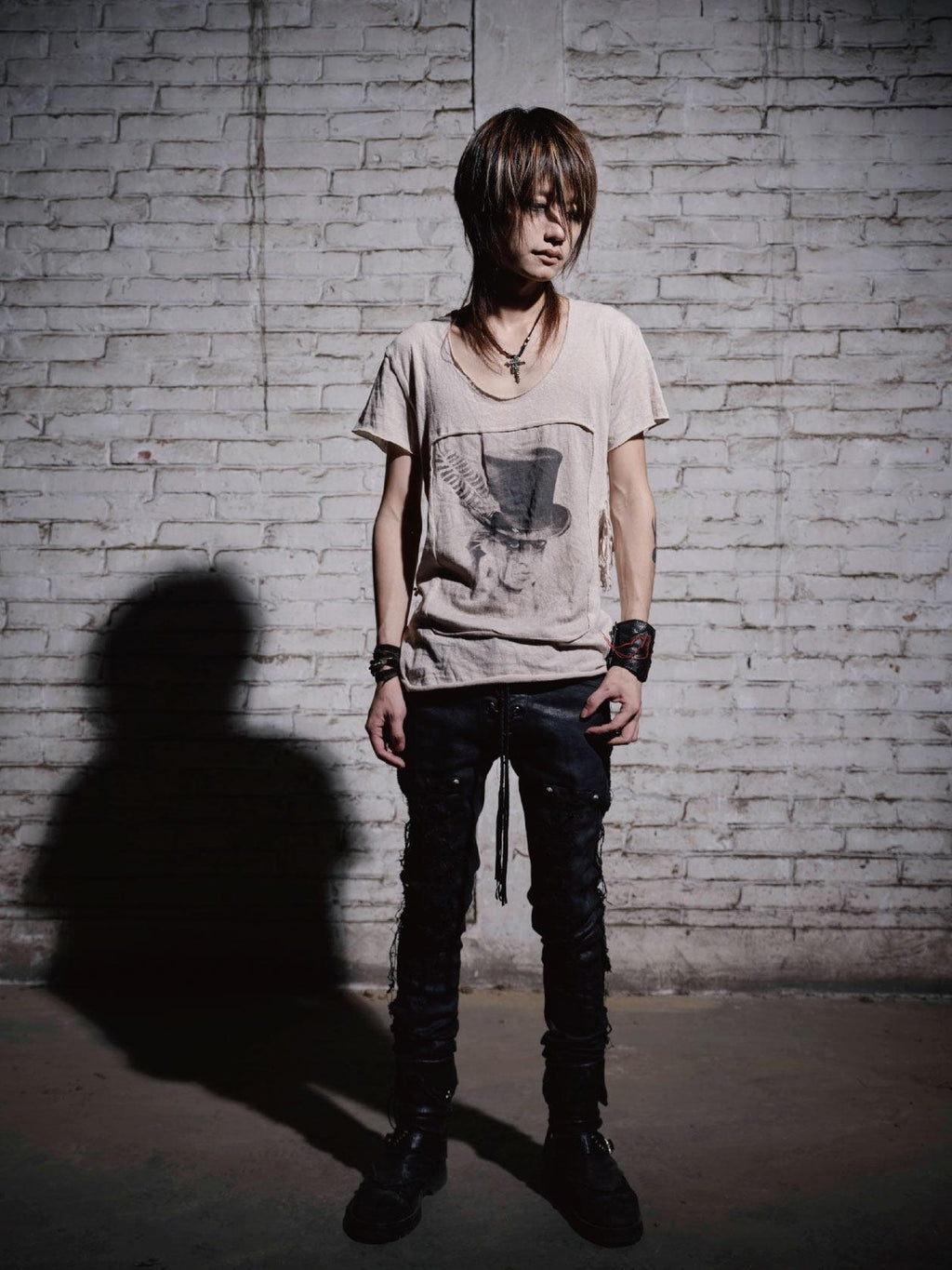 The space between Us Visual Kei Dark Distressed Fringe Slim Fit Women's Short Sleeve T-shirts