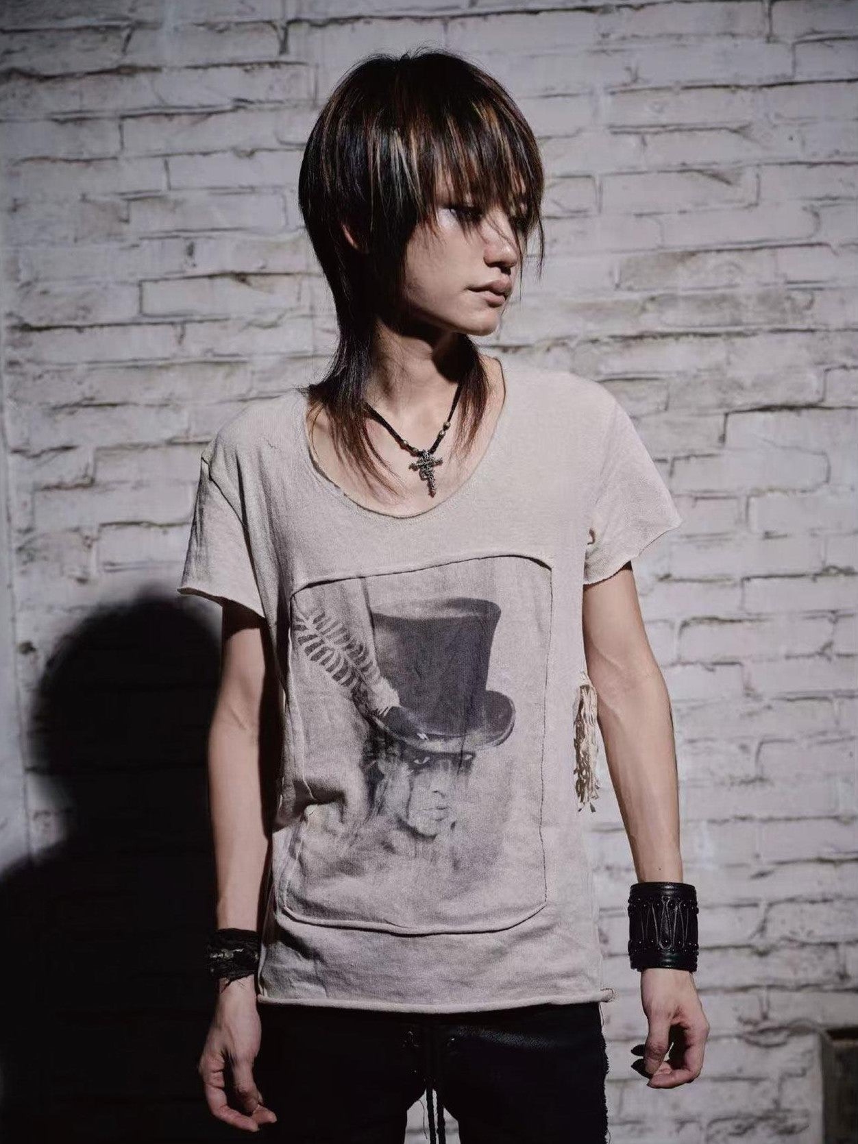 The space between Us Visual Kei Dark Distressed Fringe Slim Fit Women's Short Sleeve T-shirts