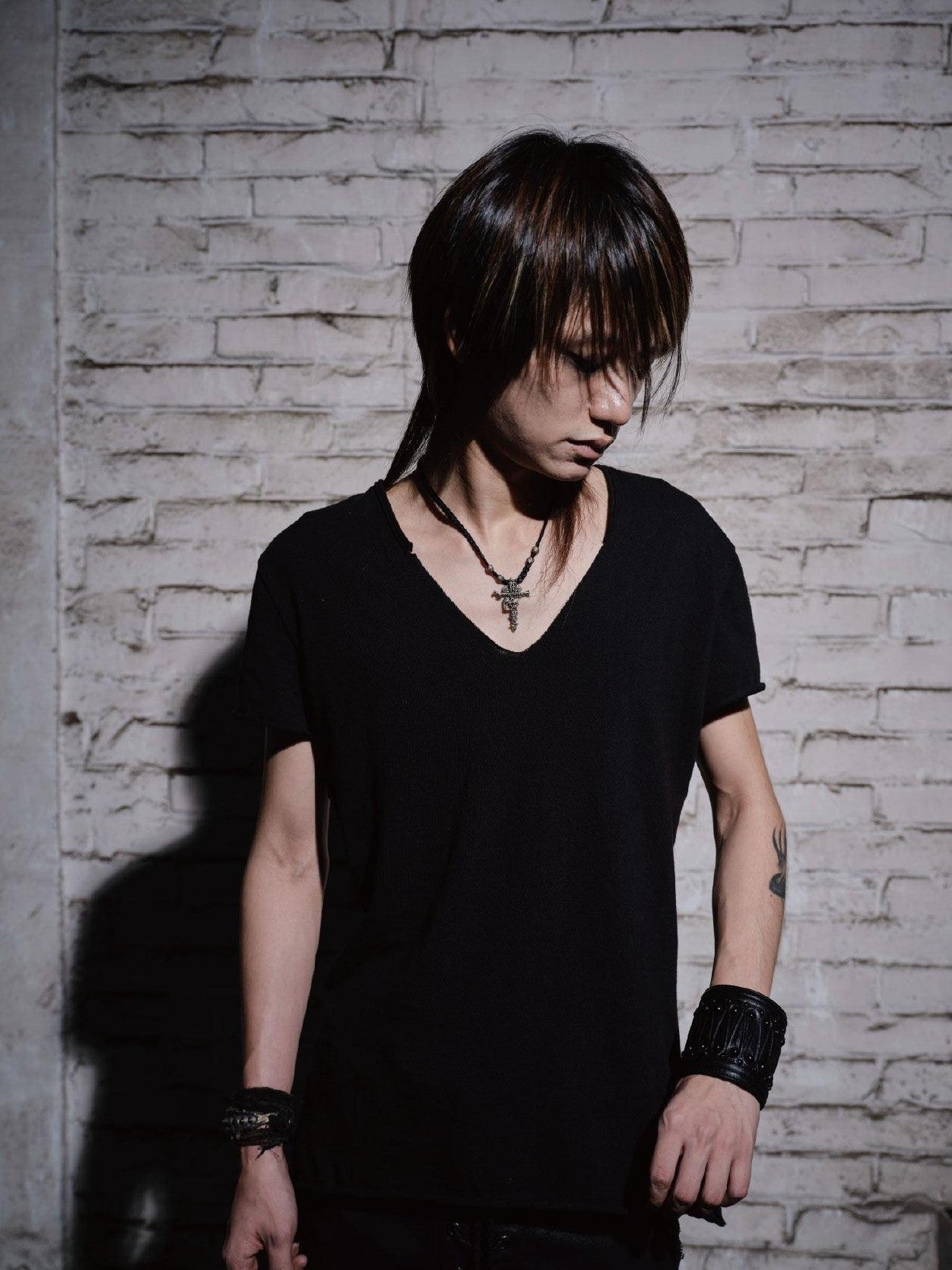 The space between Us Visual Kei Dark Rock Subculture Slim V-neck Women's Short Sleeve T-shirts